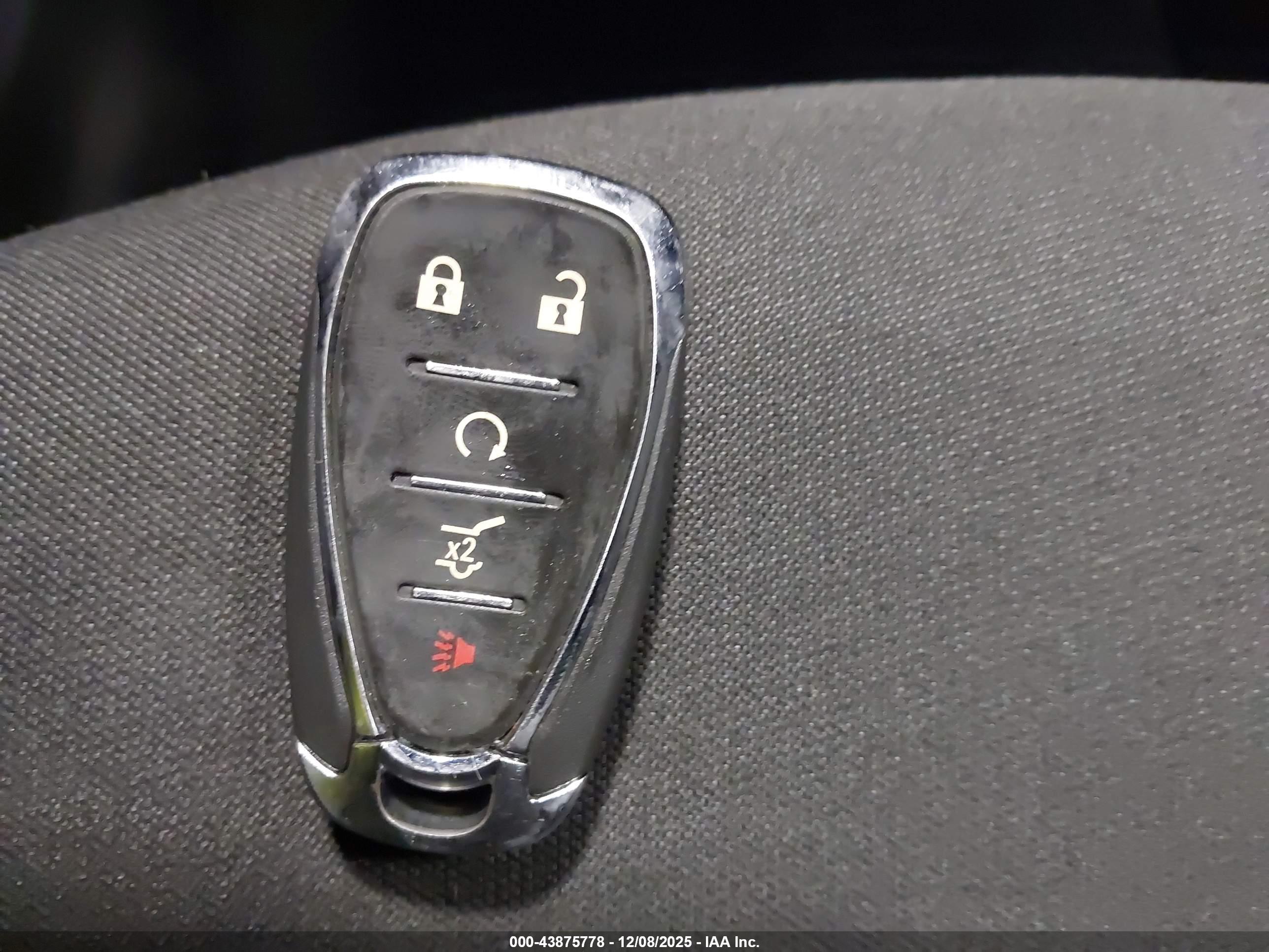 CHEVROLET EQUINOX image 11