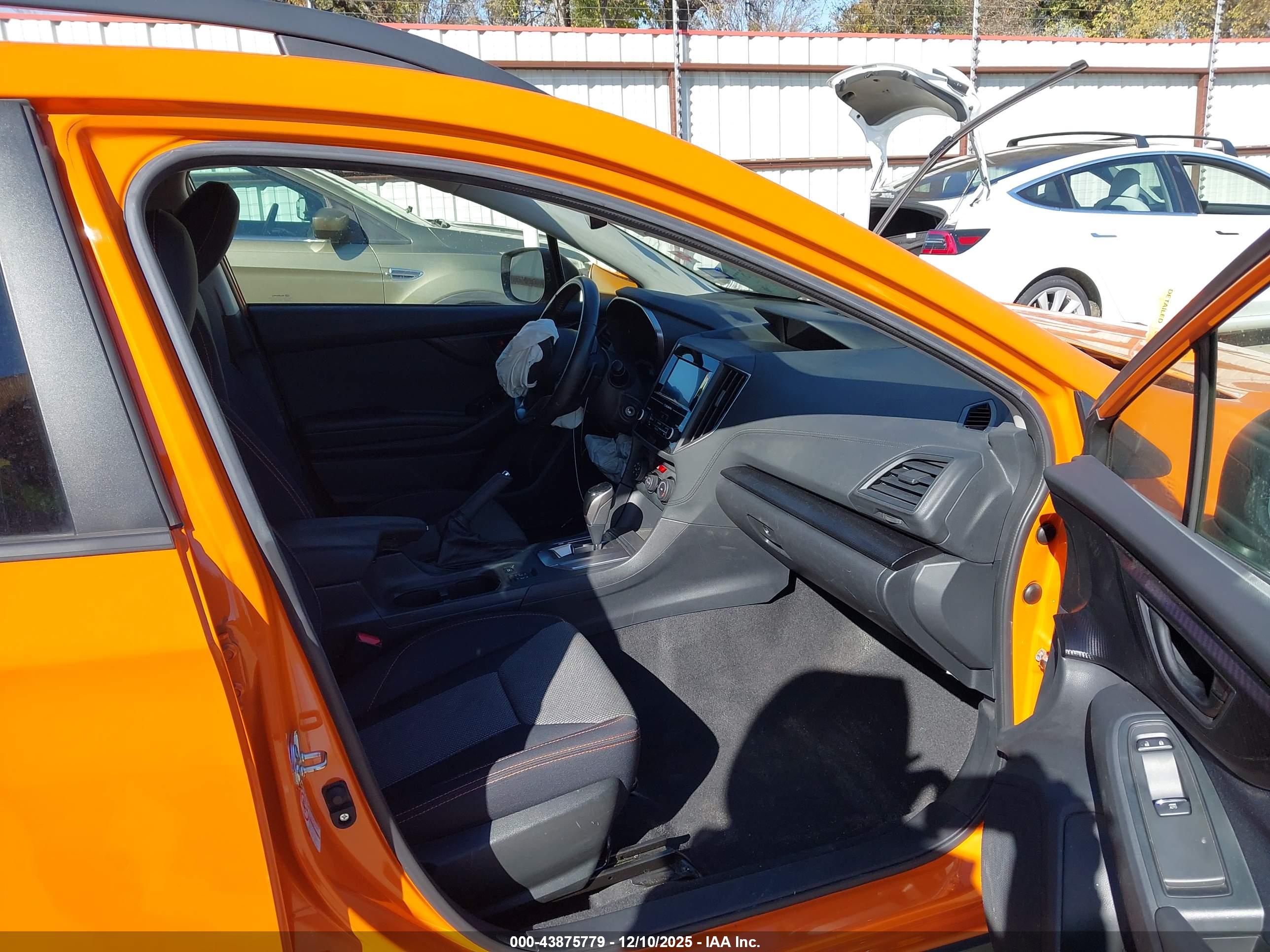 SUBARU CROSSTREK image 5