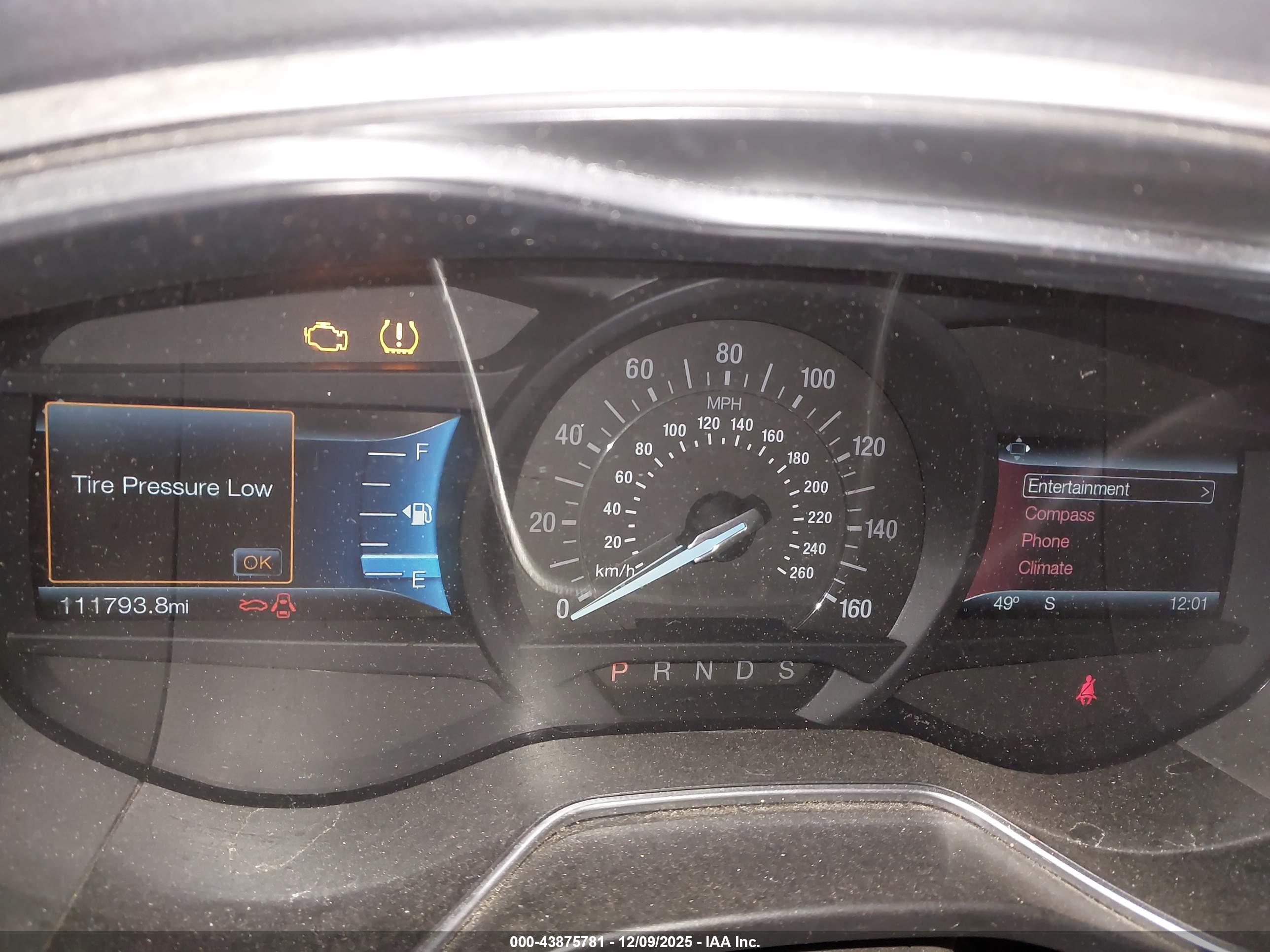 FORD FUSION image 7