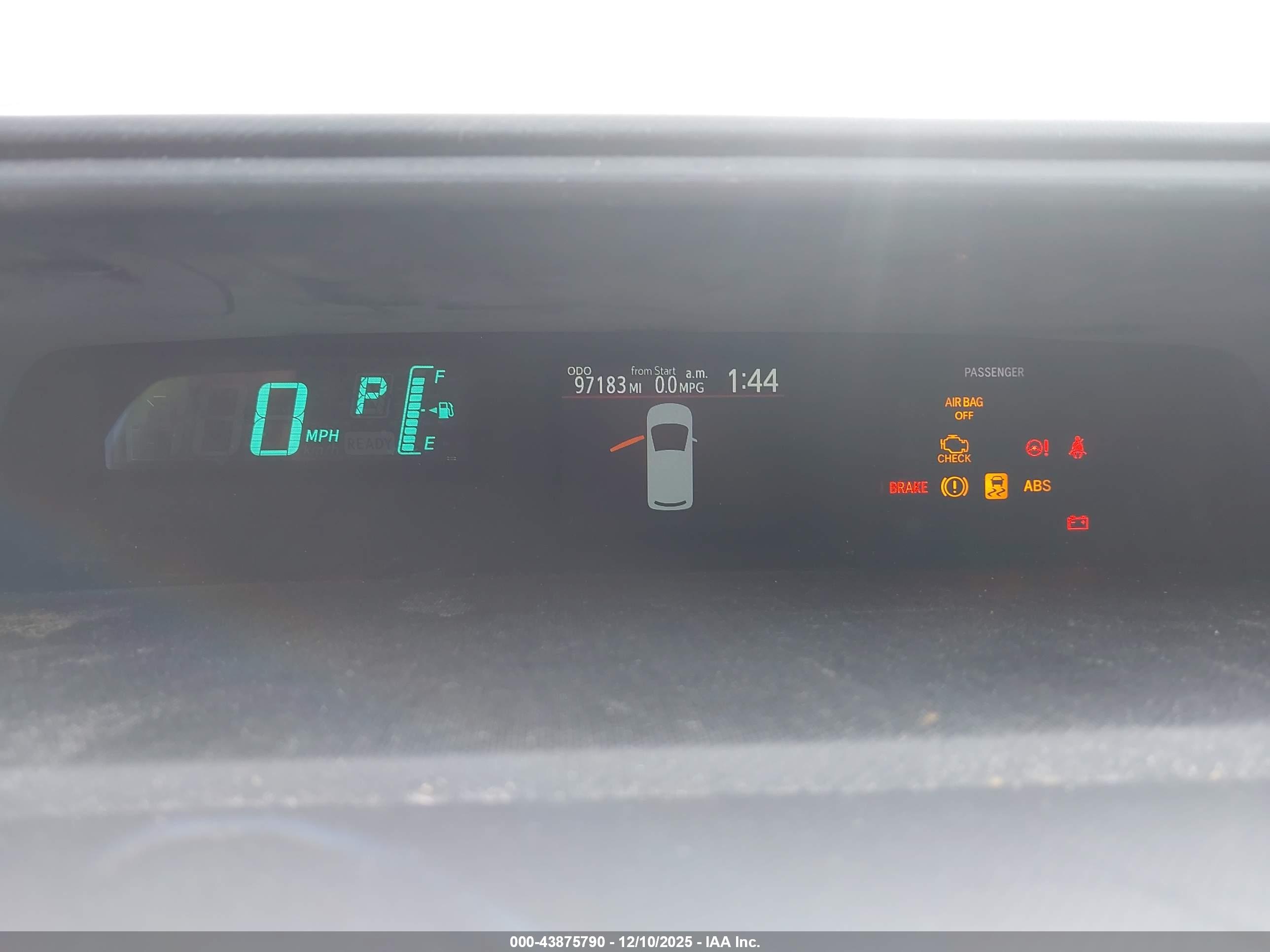 TOYOTA PRIUS image 7