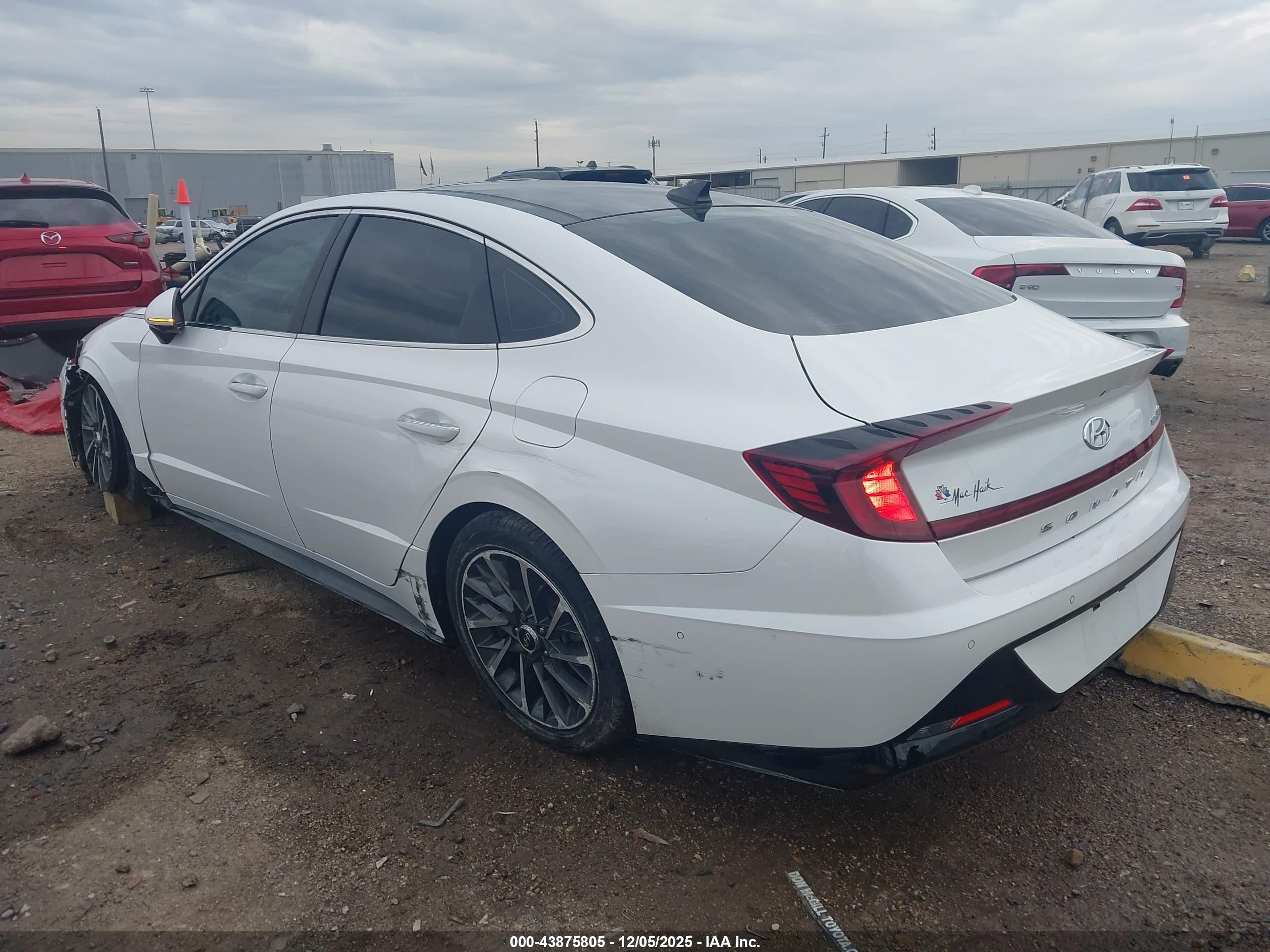 HYUNDAI SONATA image 3