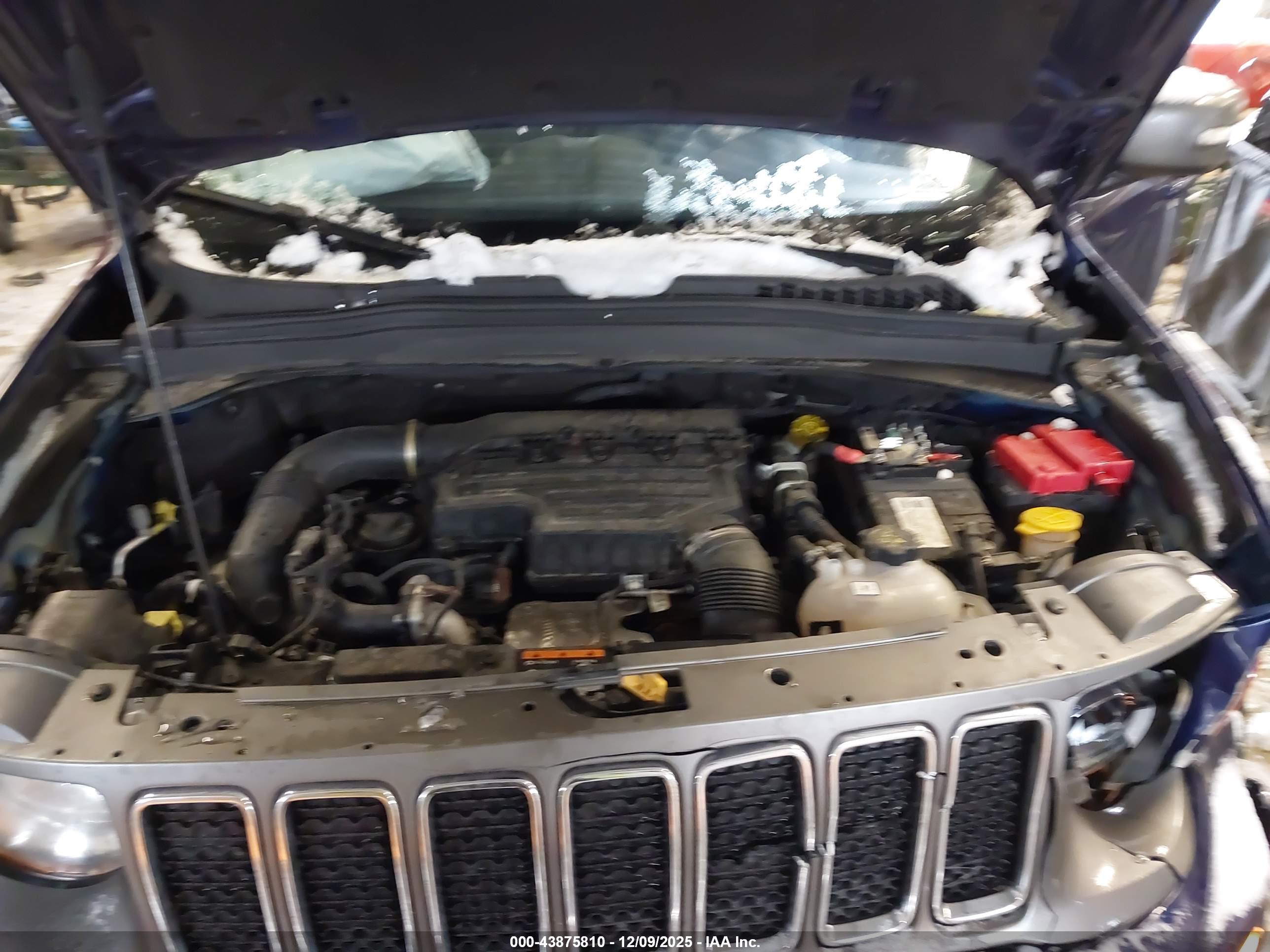 JEEP RENEGADE image 10