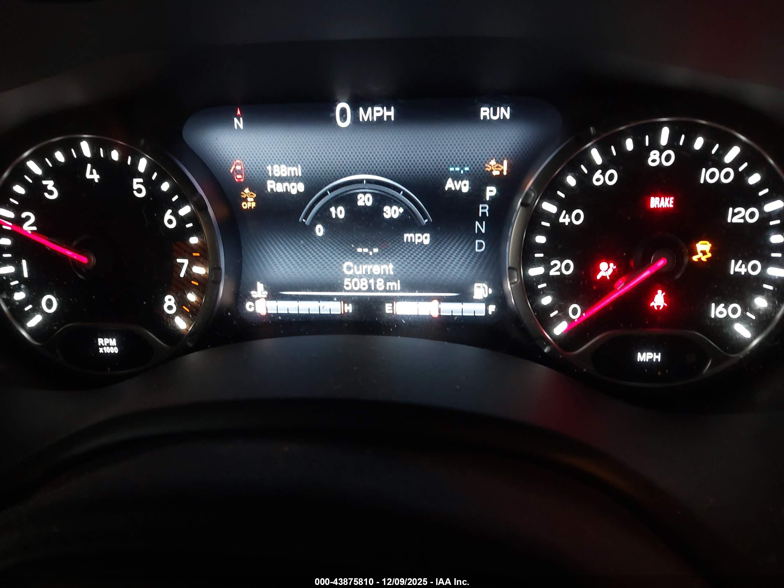 JEEP RENEGADE image 7