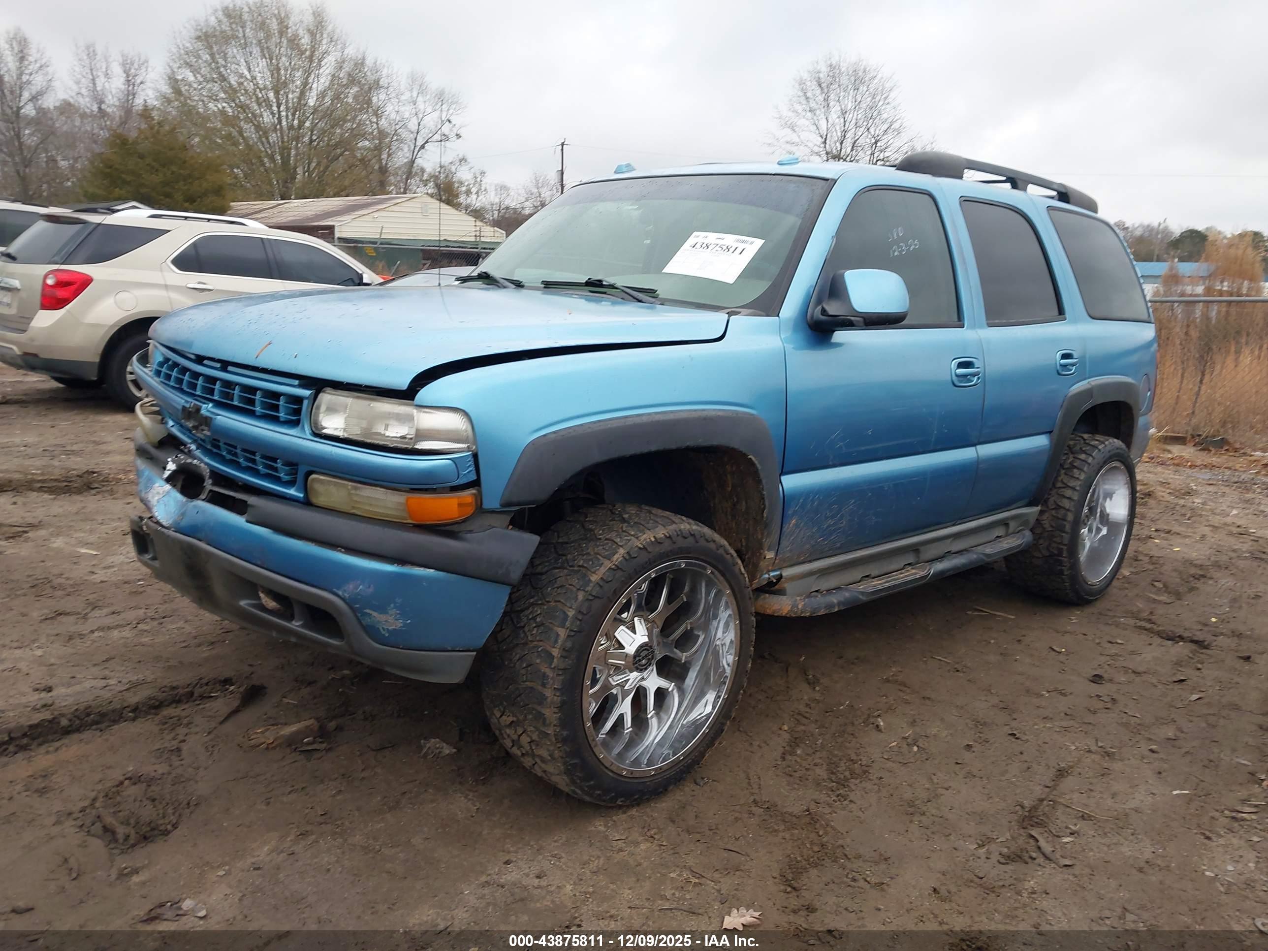 CHEVROLET TAHOE image 2