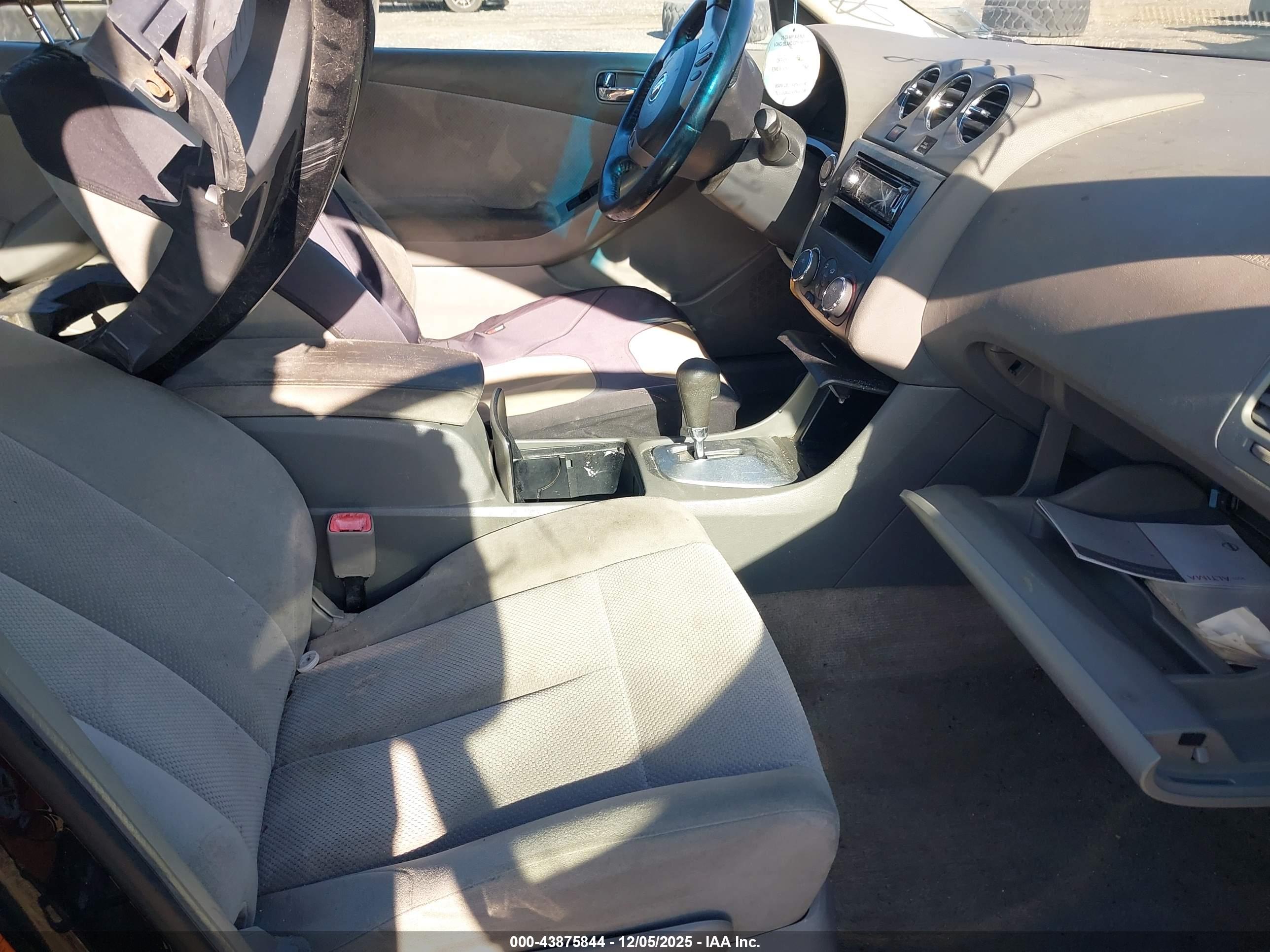 NISSAN ALTIMA image 5