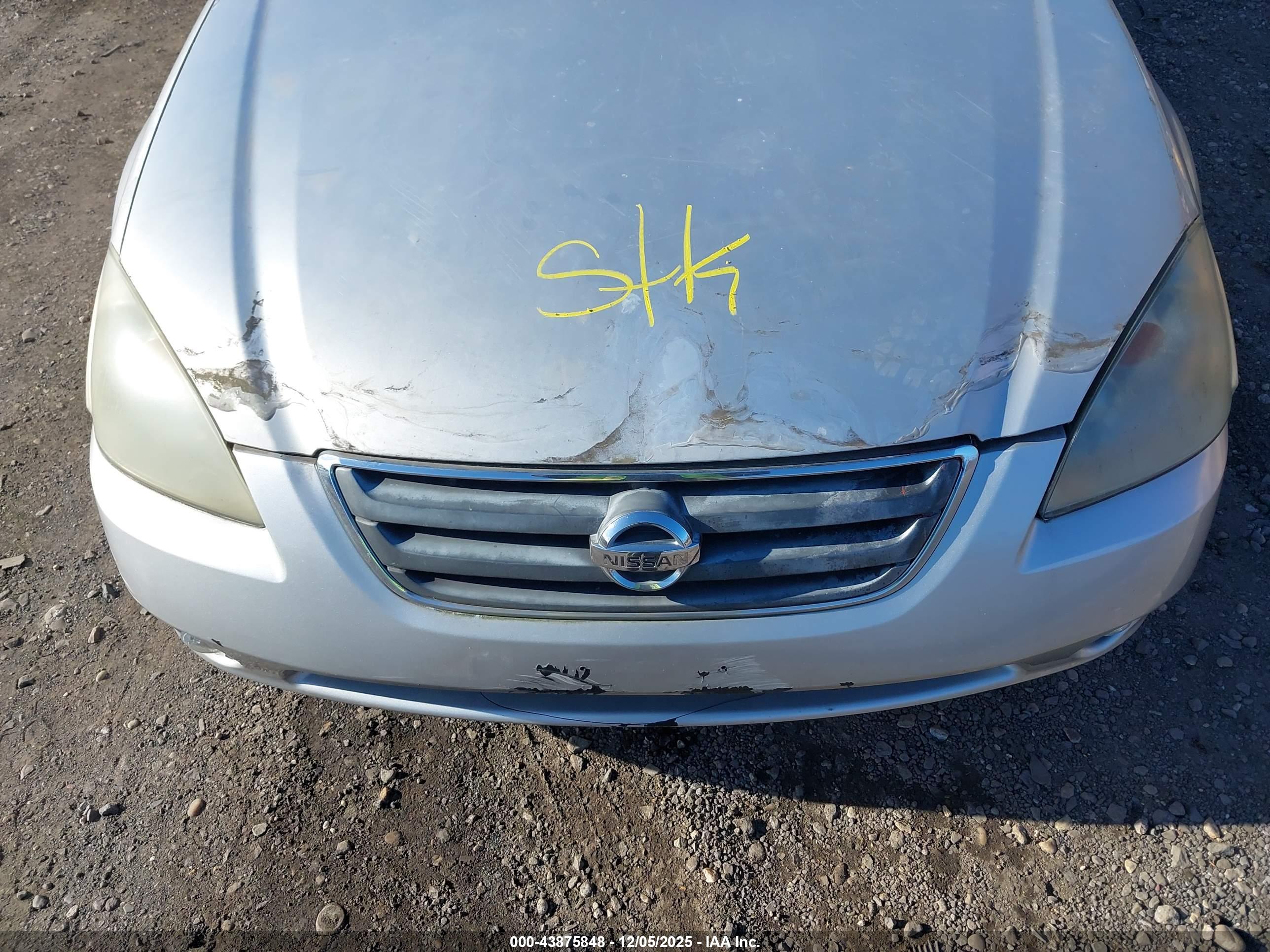 NISSAN ALTIMA image 10