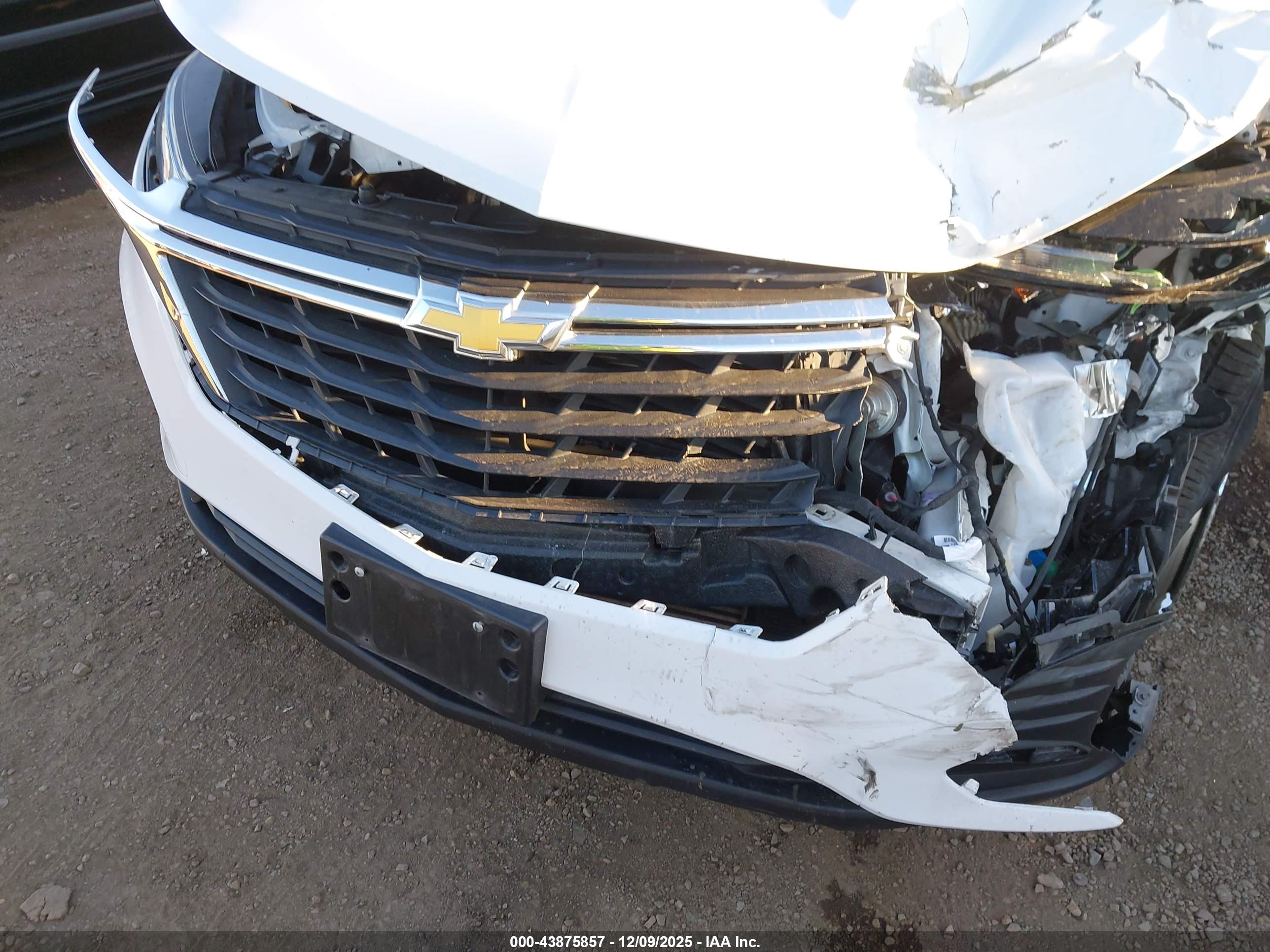 CHEVROLET EQUINOX image 6