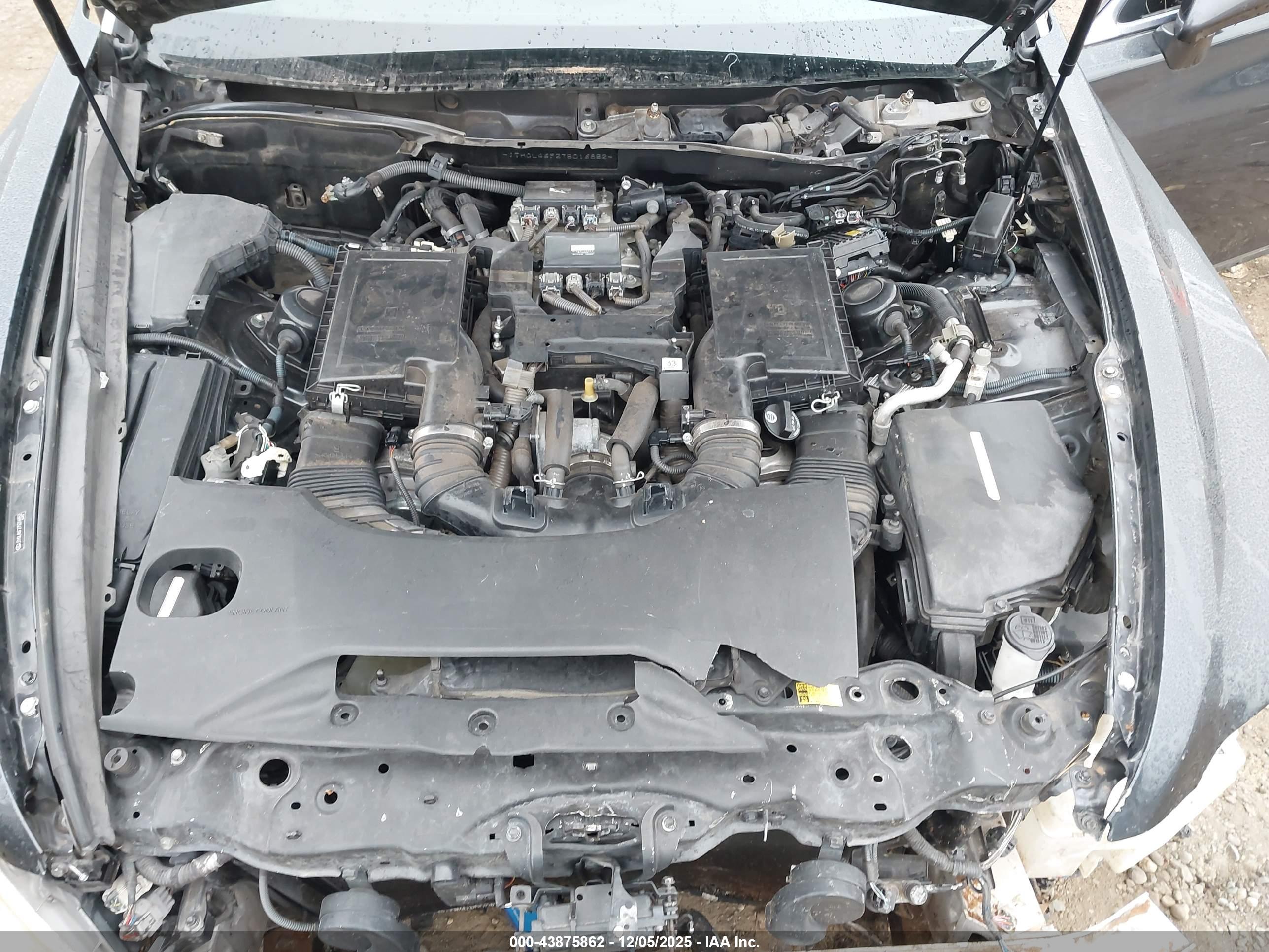 LEXUS LS image 10