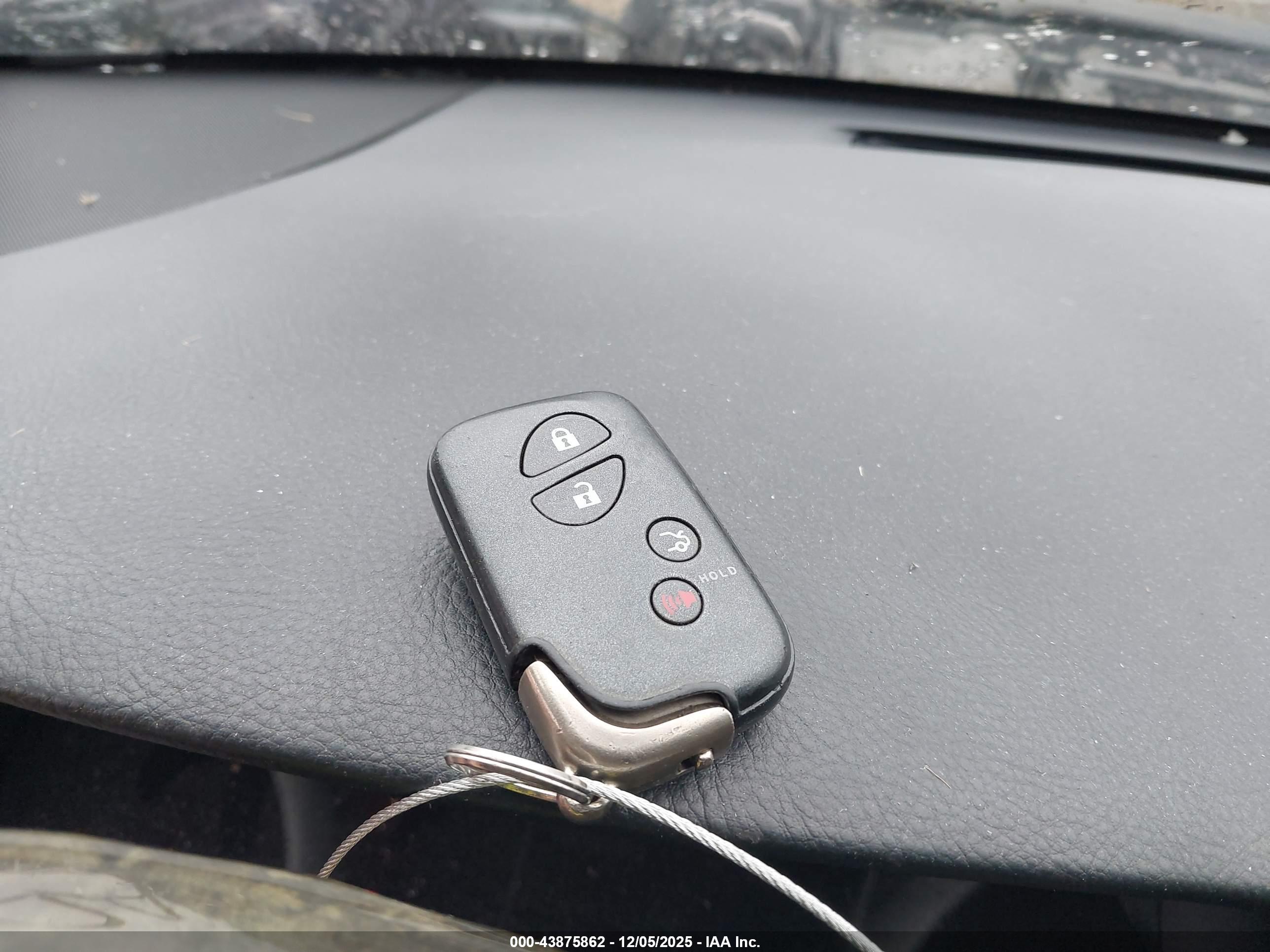 LEXUS LS image 11