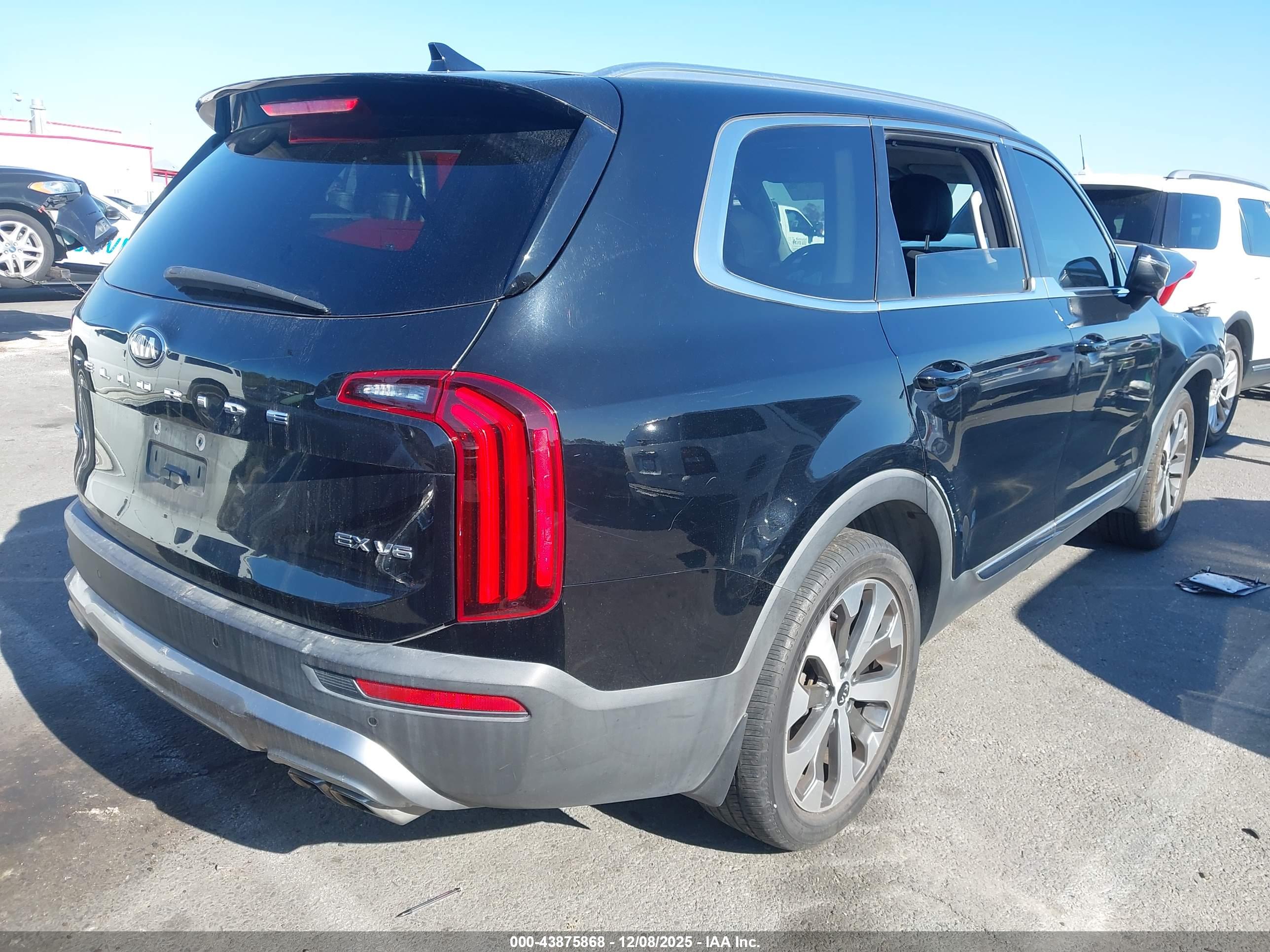 KIA TELLURIDE image 4