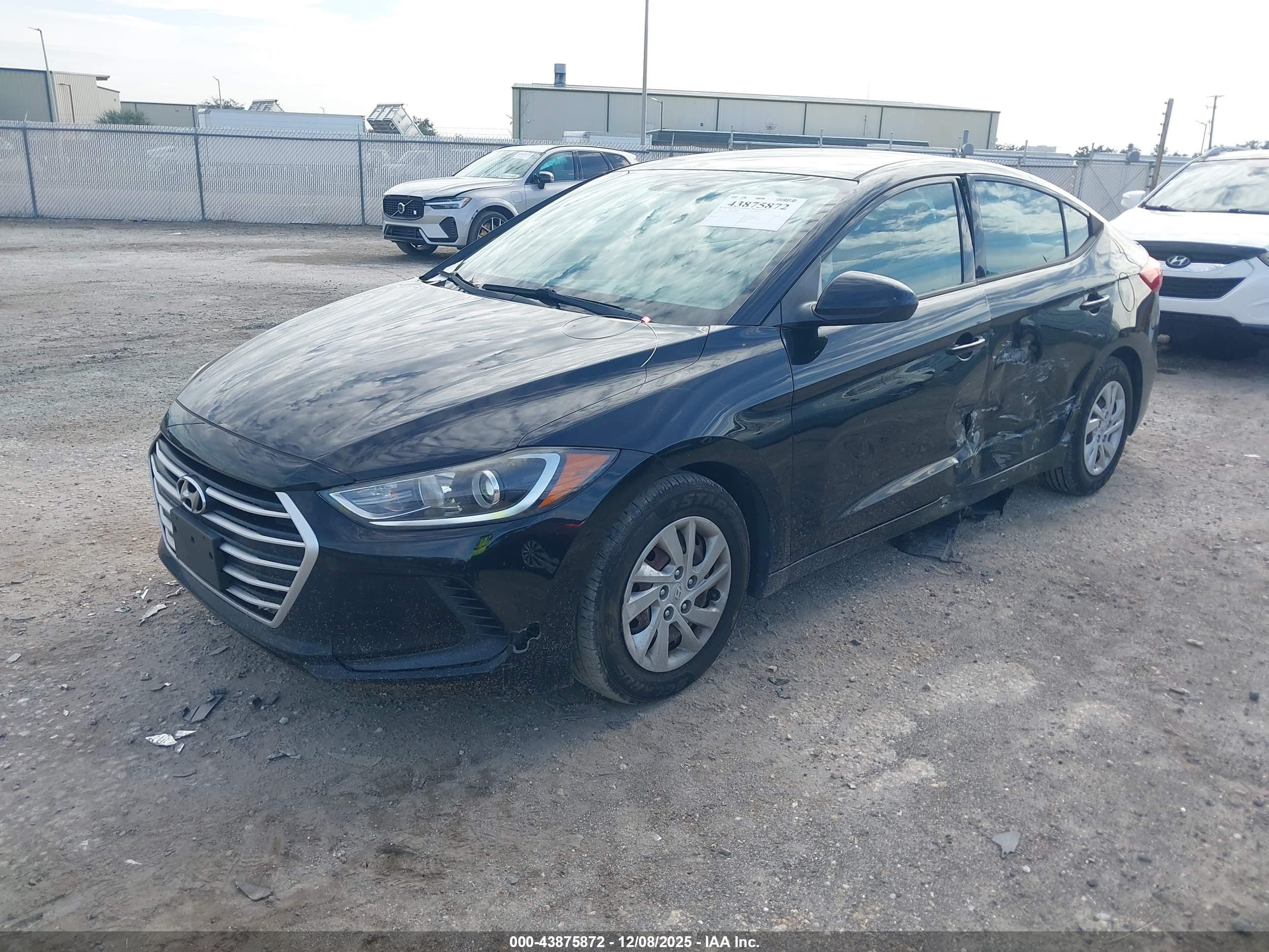 HYUNDAI ELANTRA image 2