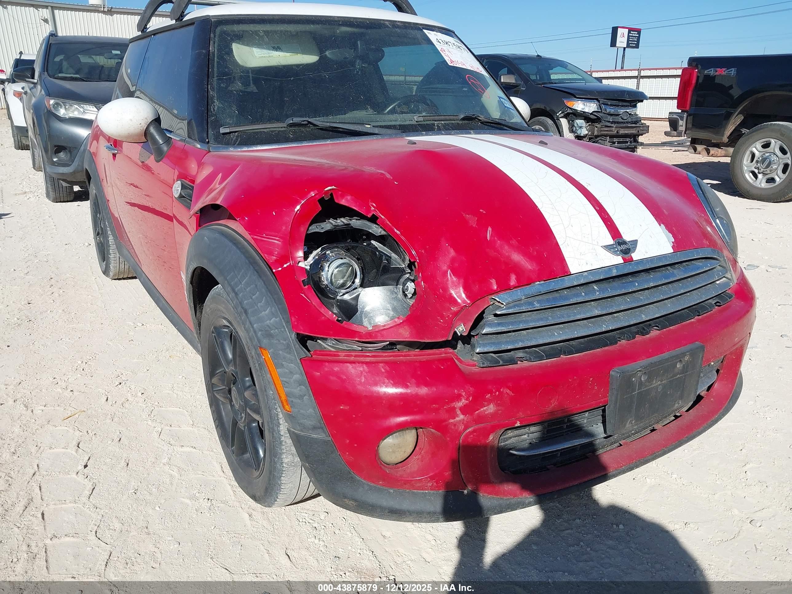 MINI COOPER image 6