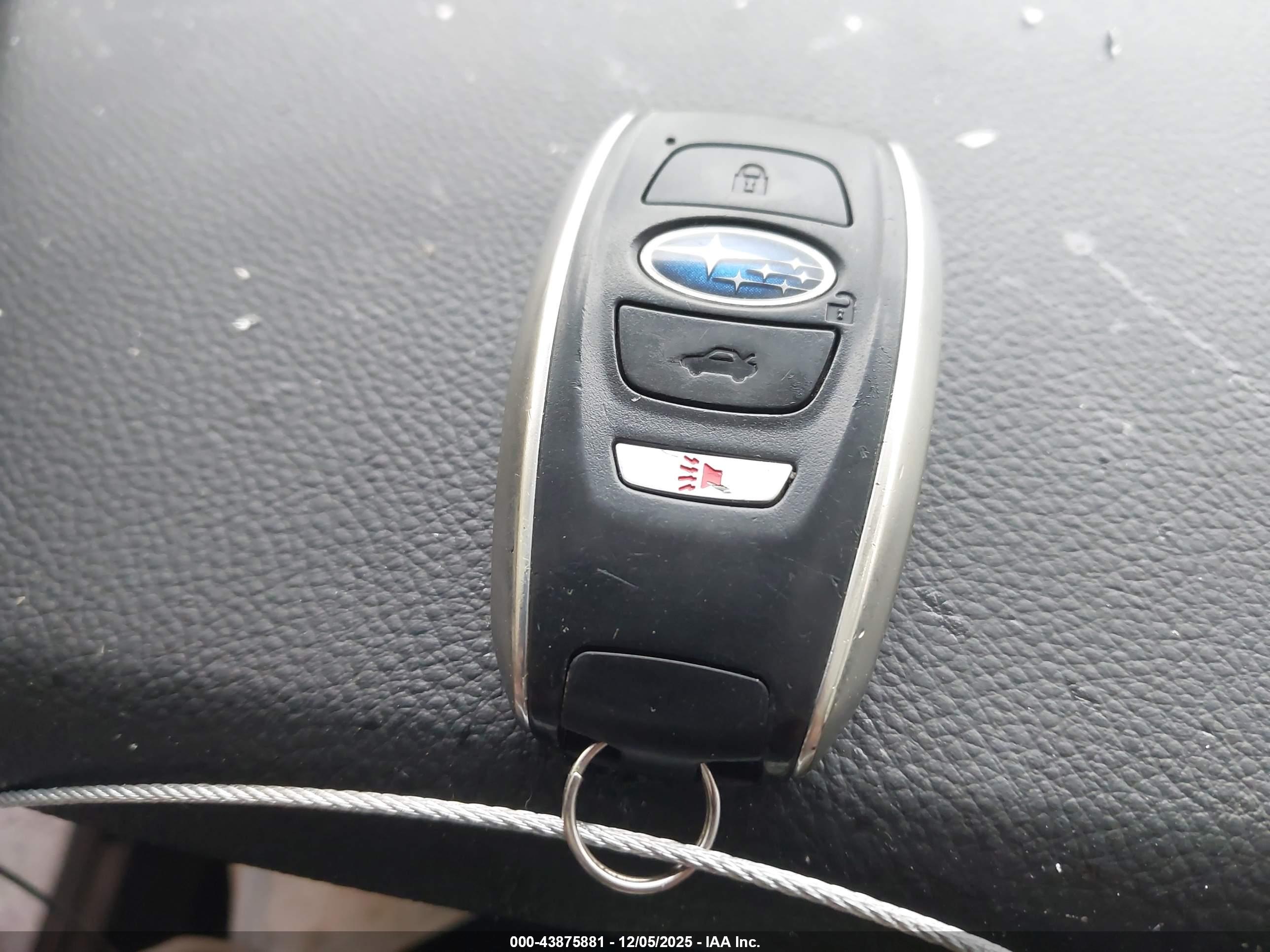 SUBARU OUTBACK image 11