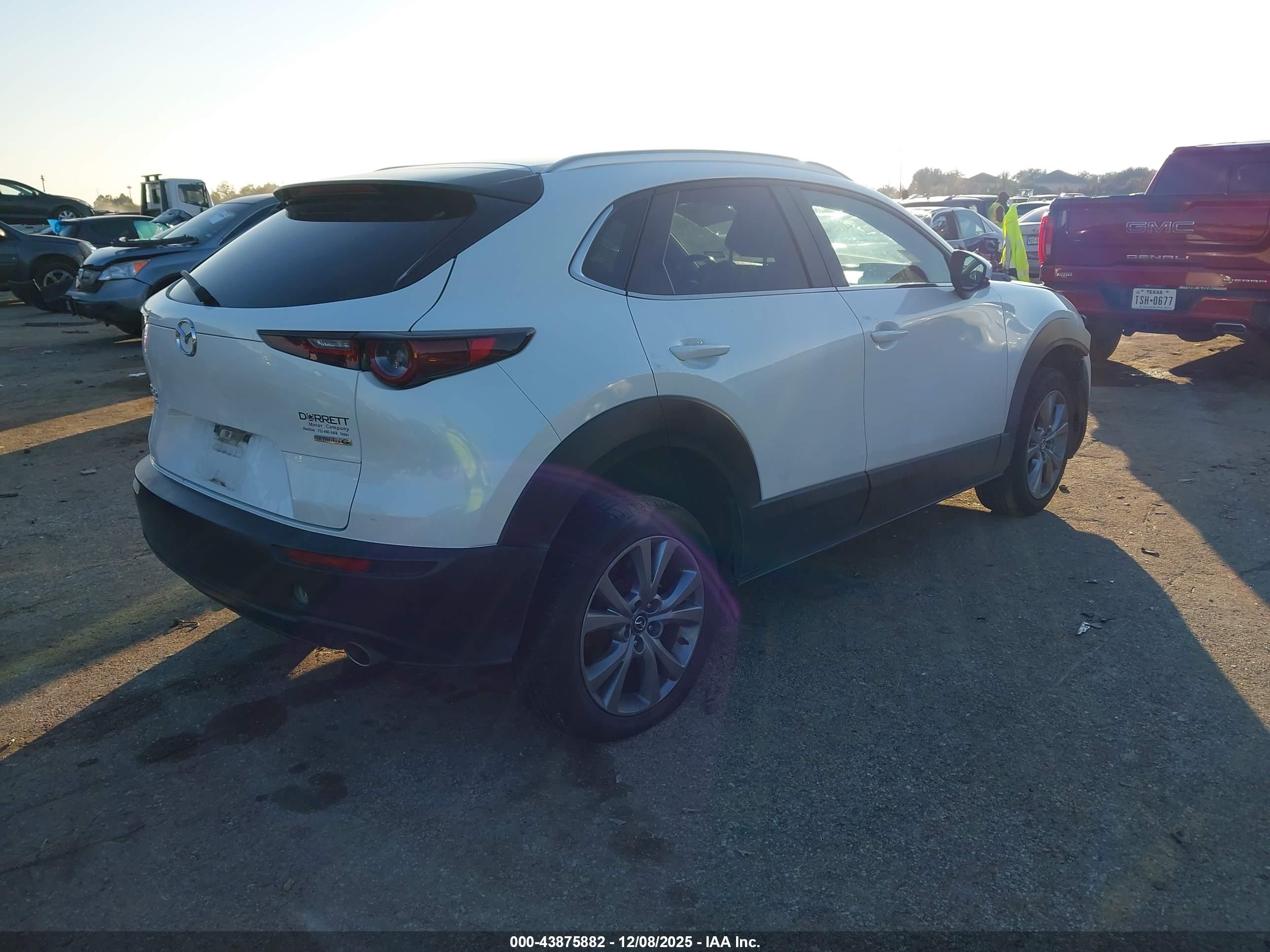 MAZDA CX-30 image 4