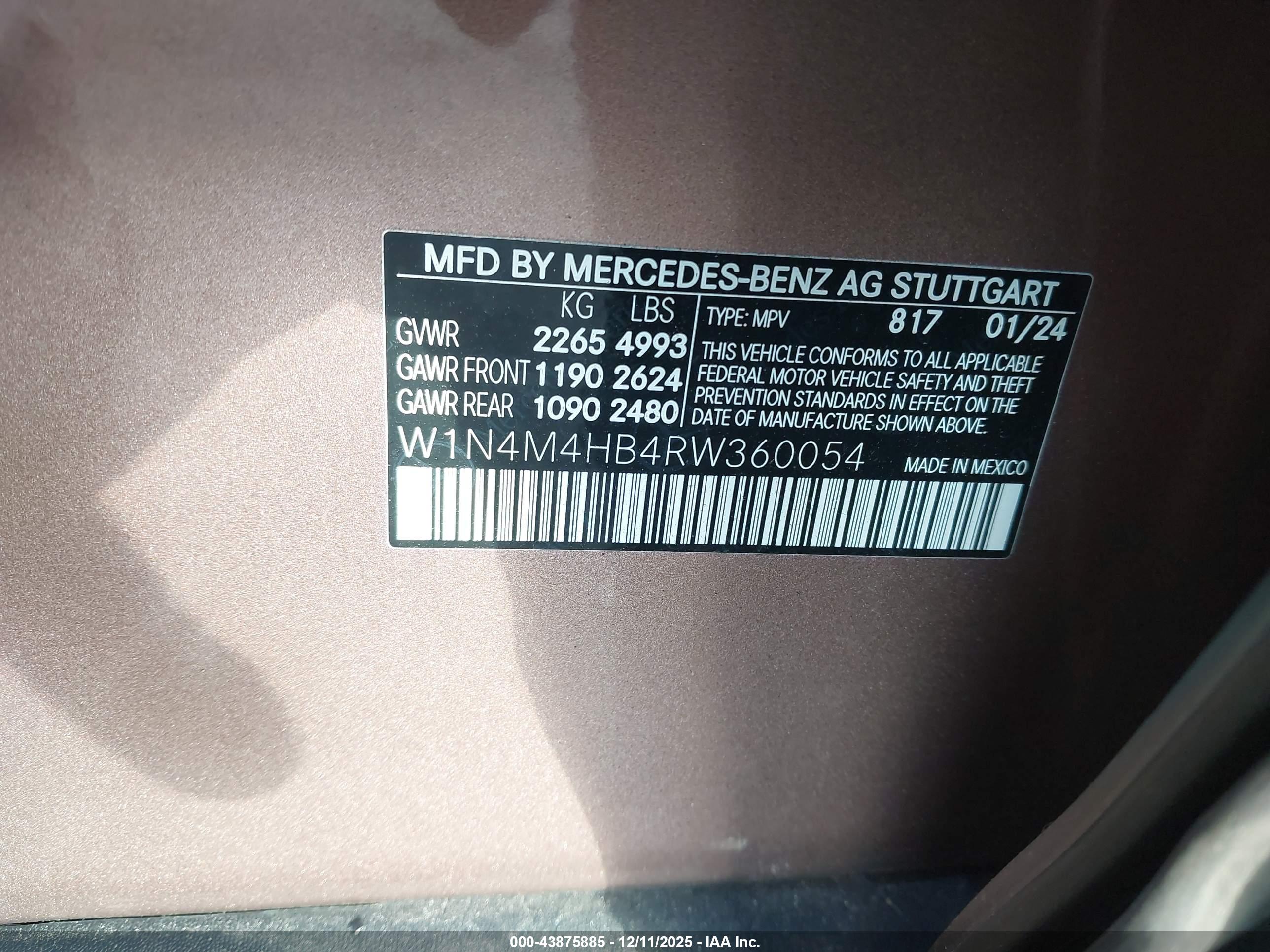 MERCEDES-BENZ GLB image 9