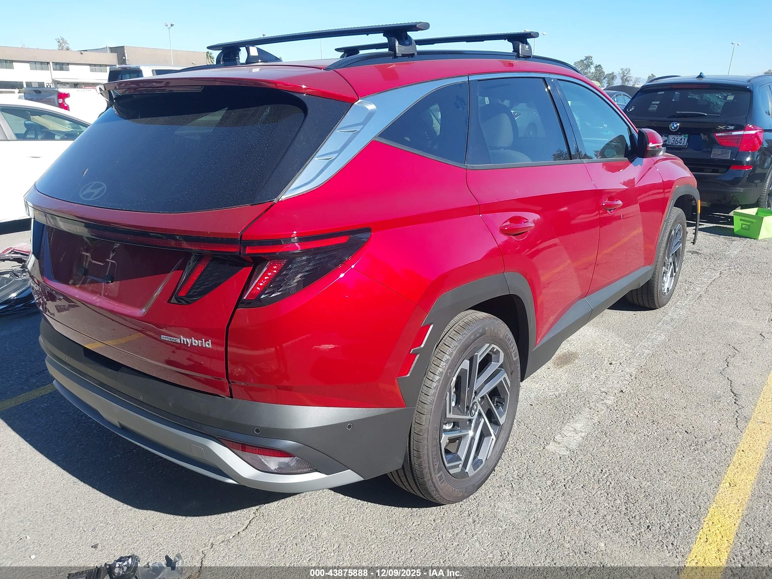 HYUNDAI TUCSON image 4