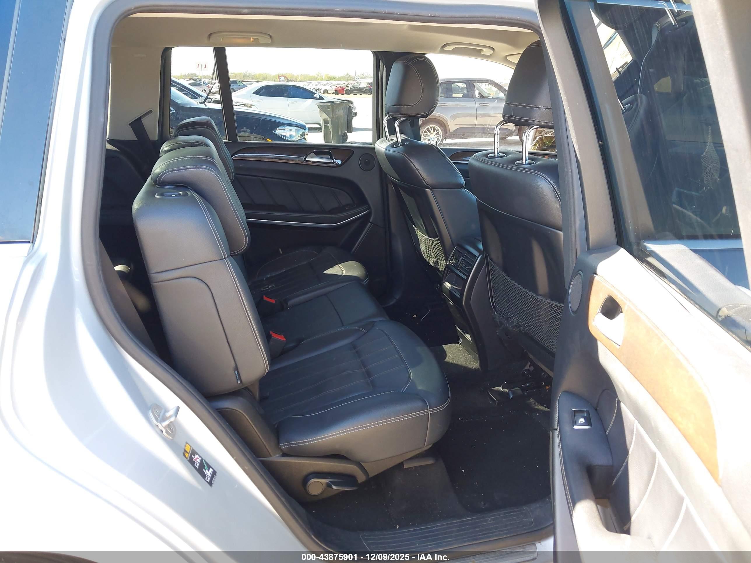 MERCEDES-BENZ GL image 8