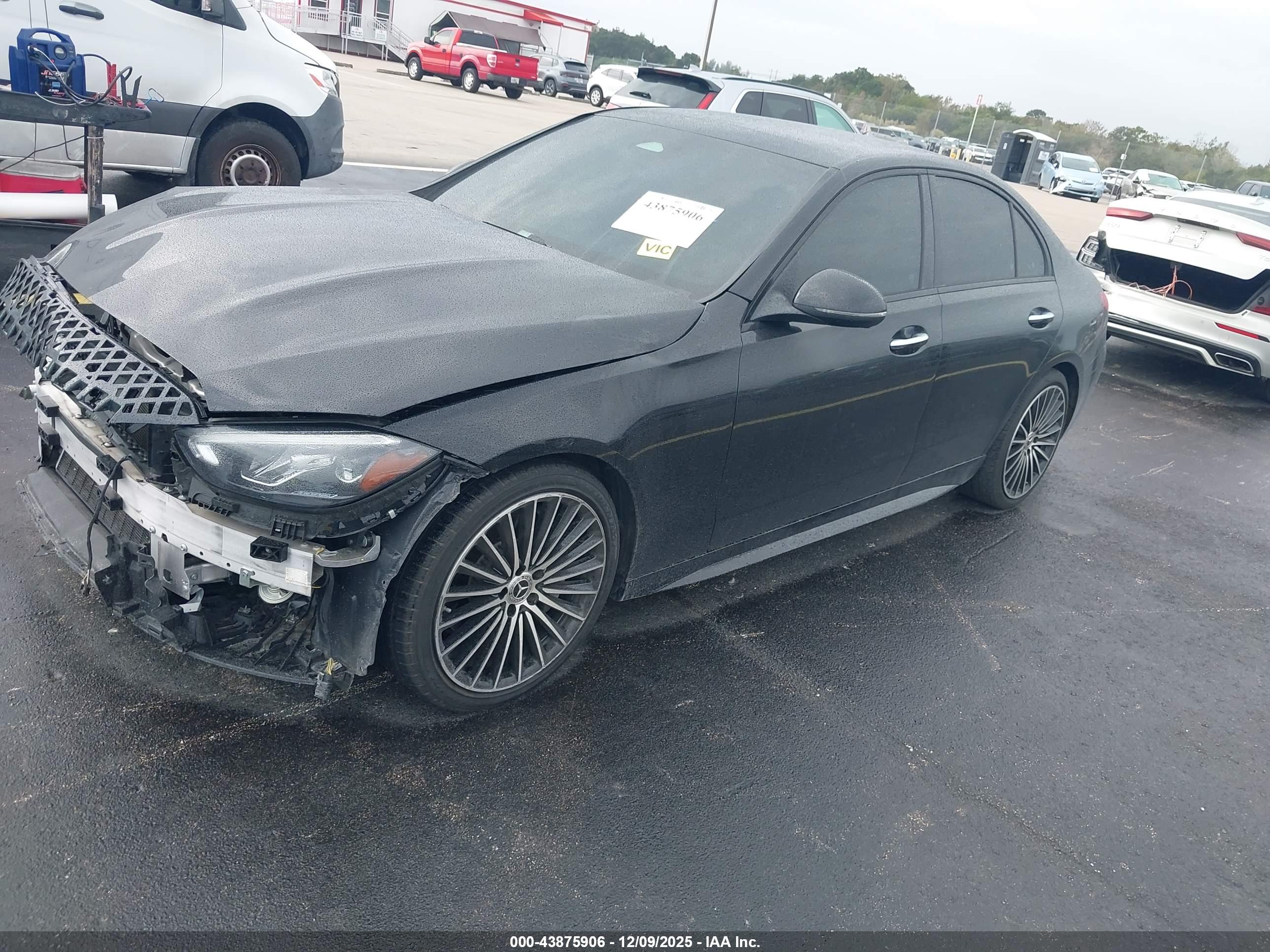 MERCEDES-BENZ C image 2