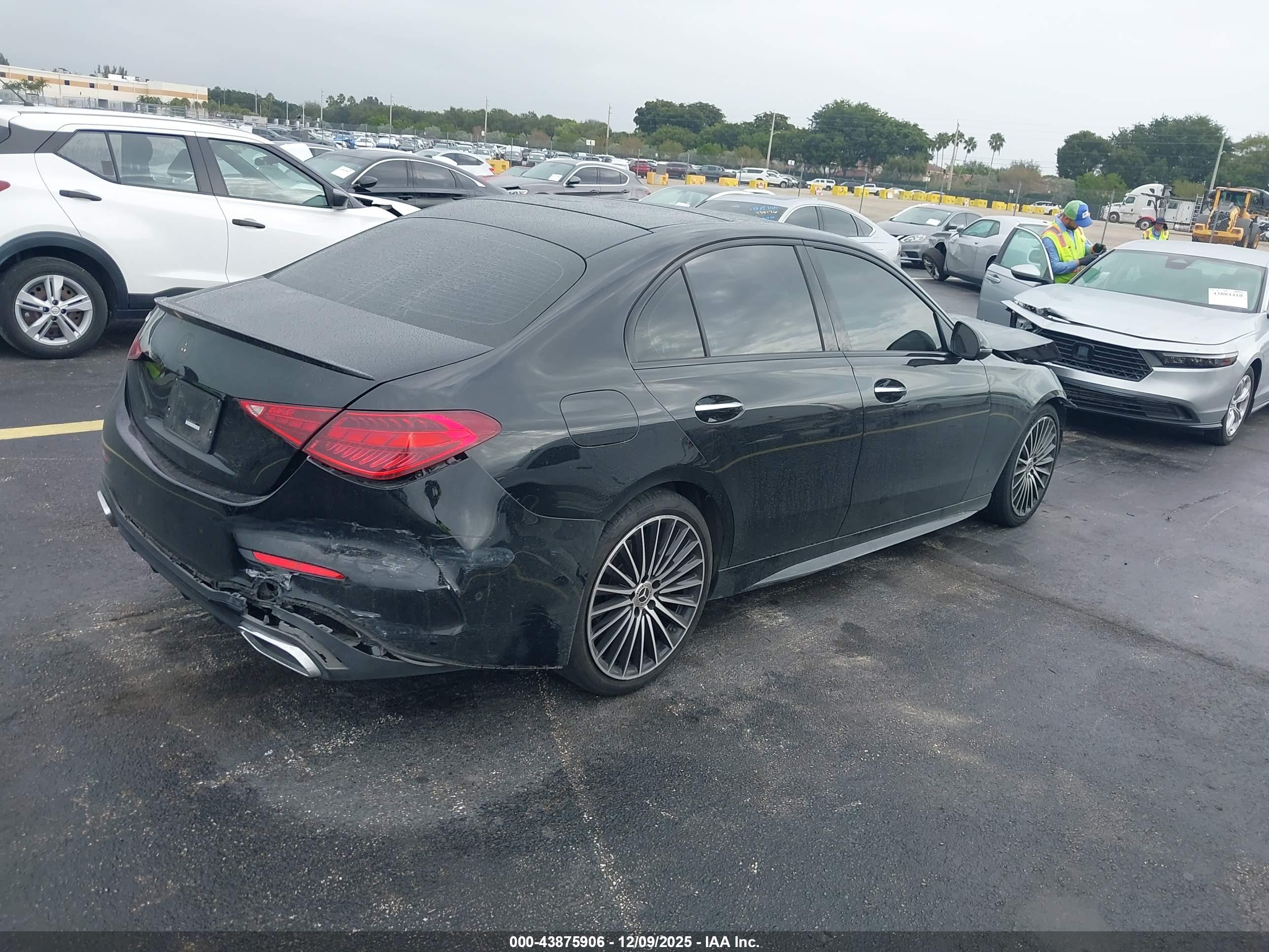 MERCEDES-BENZ C image 4