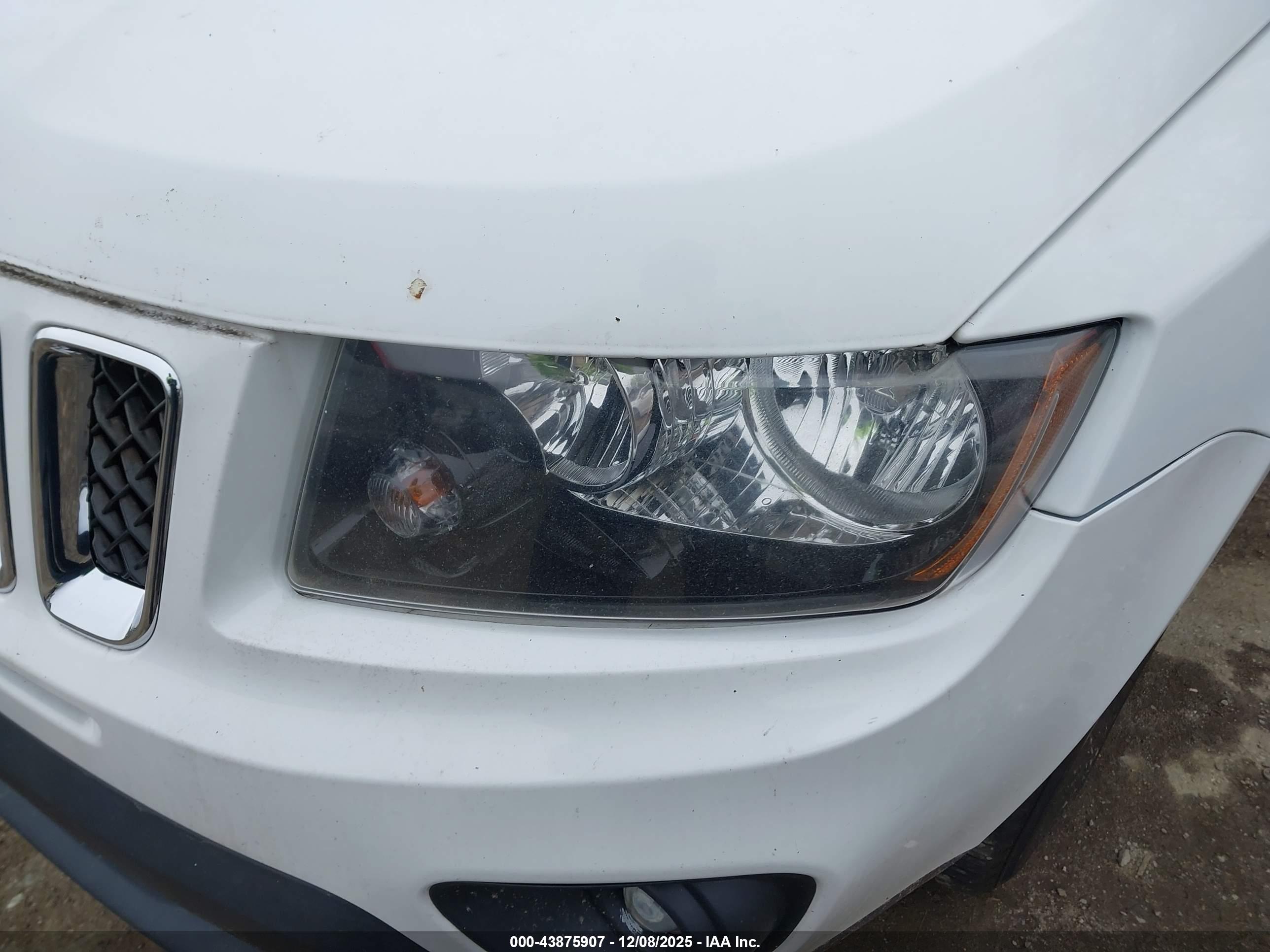 JEEP COMPASS image 6