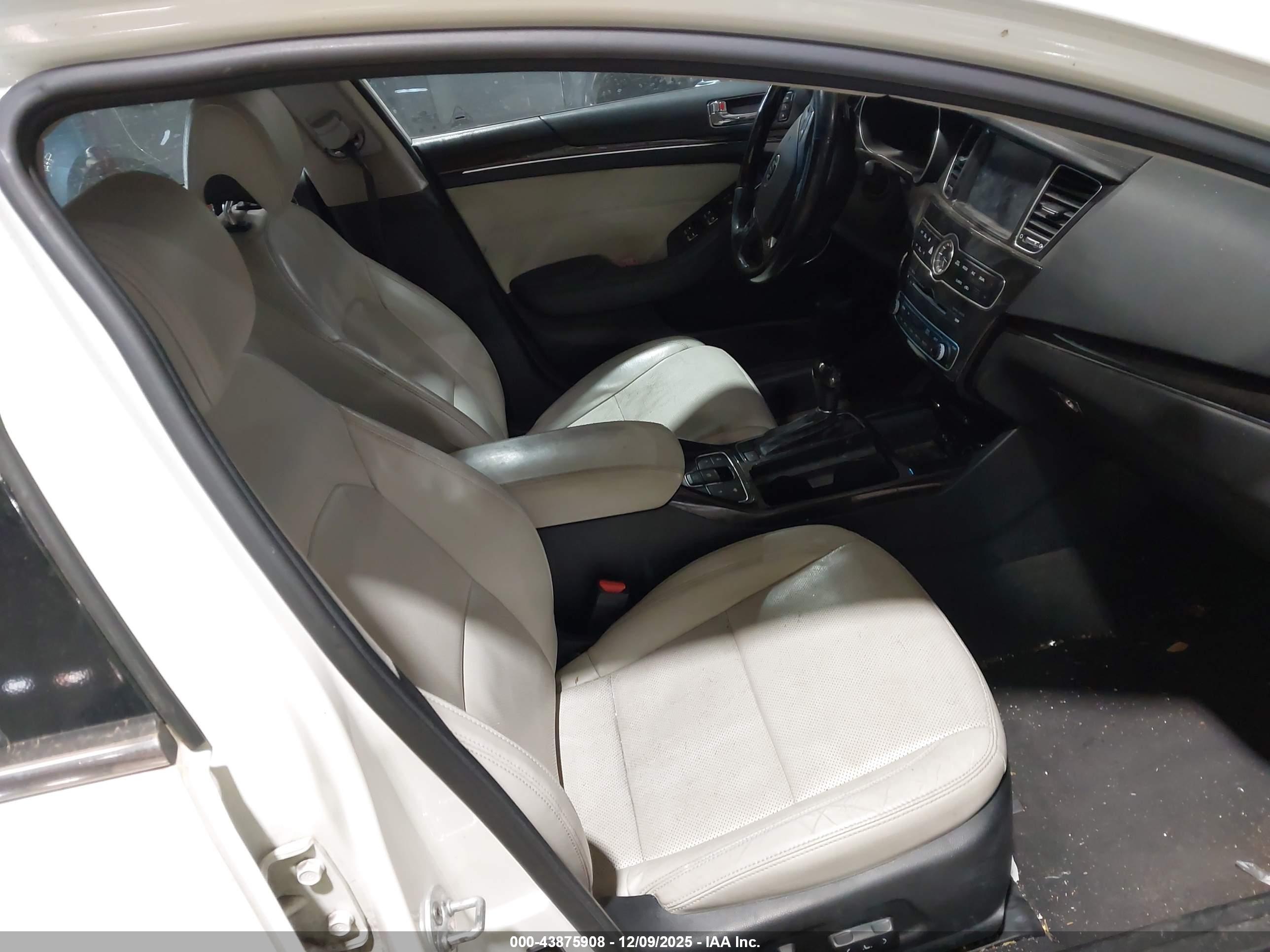 KIA CADENZA image 5