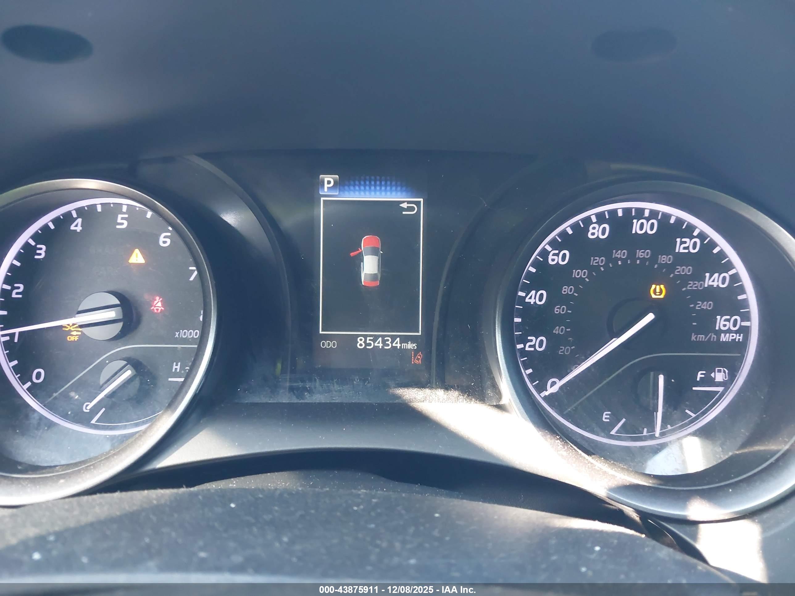 TOYOTA CAMRY image 7