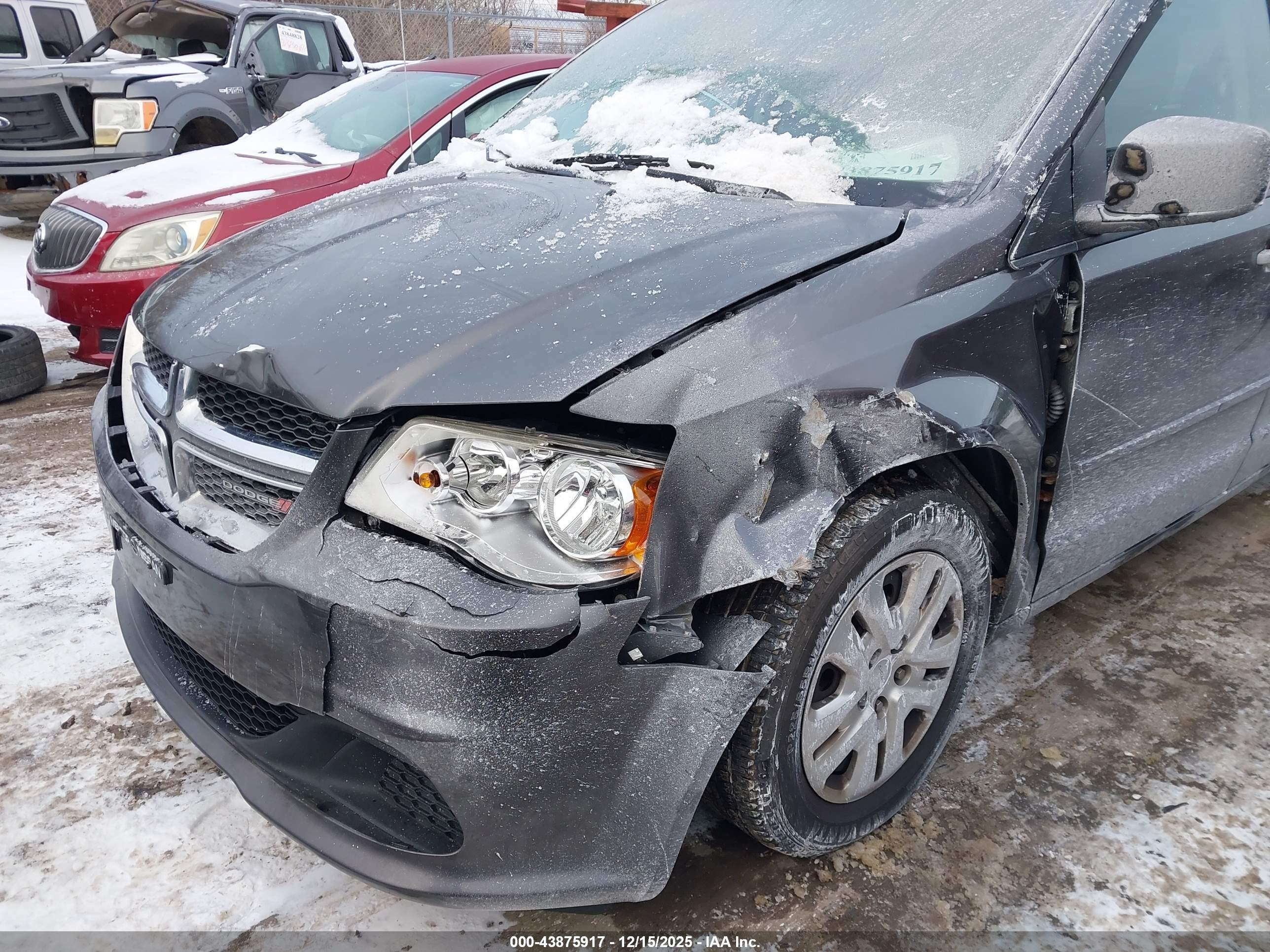 DODGE GRAND image 6