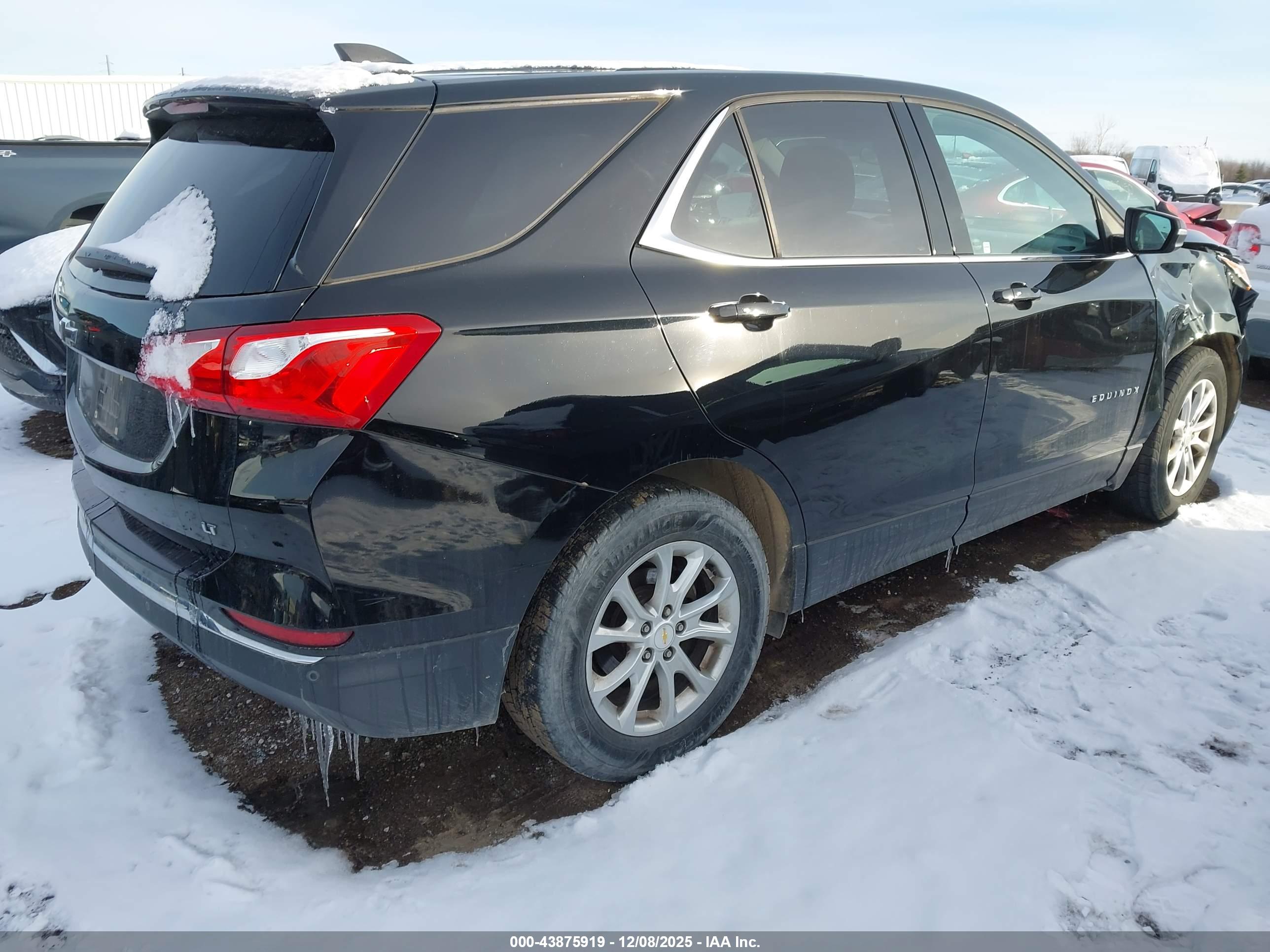 CHEVROLET EQUINOX image 4