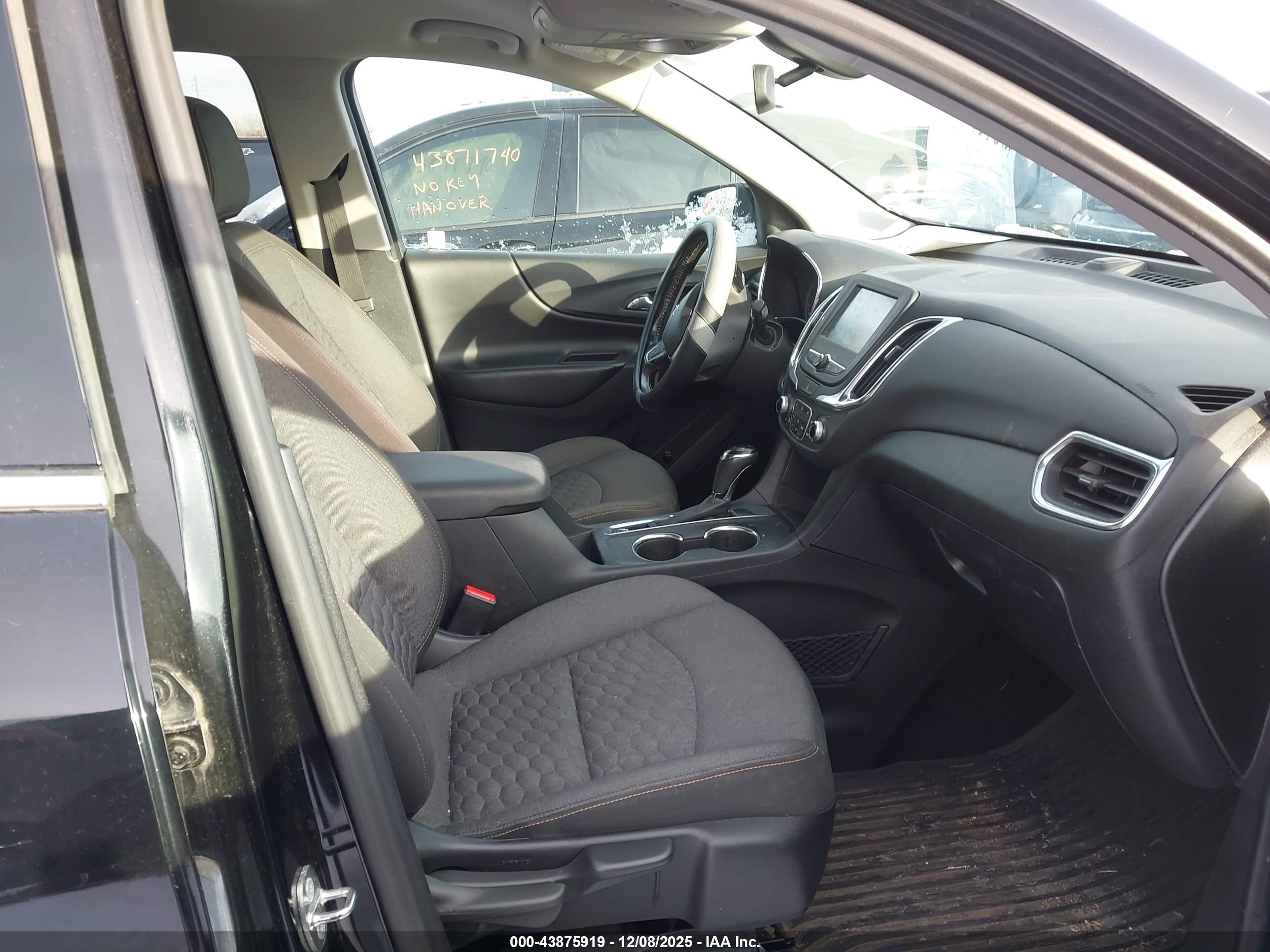 CHEVROLET EQUINOX image 5