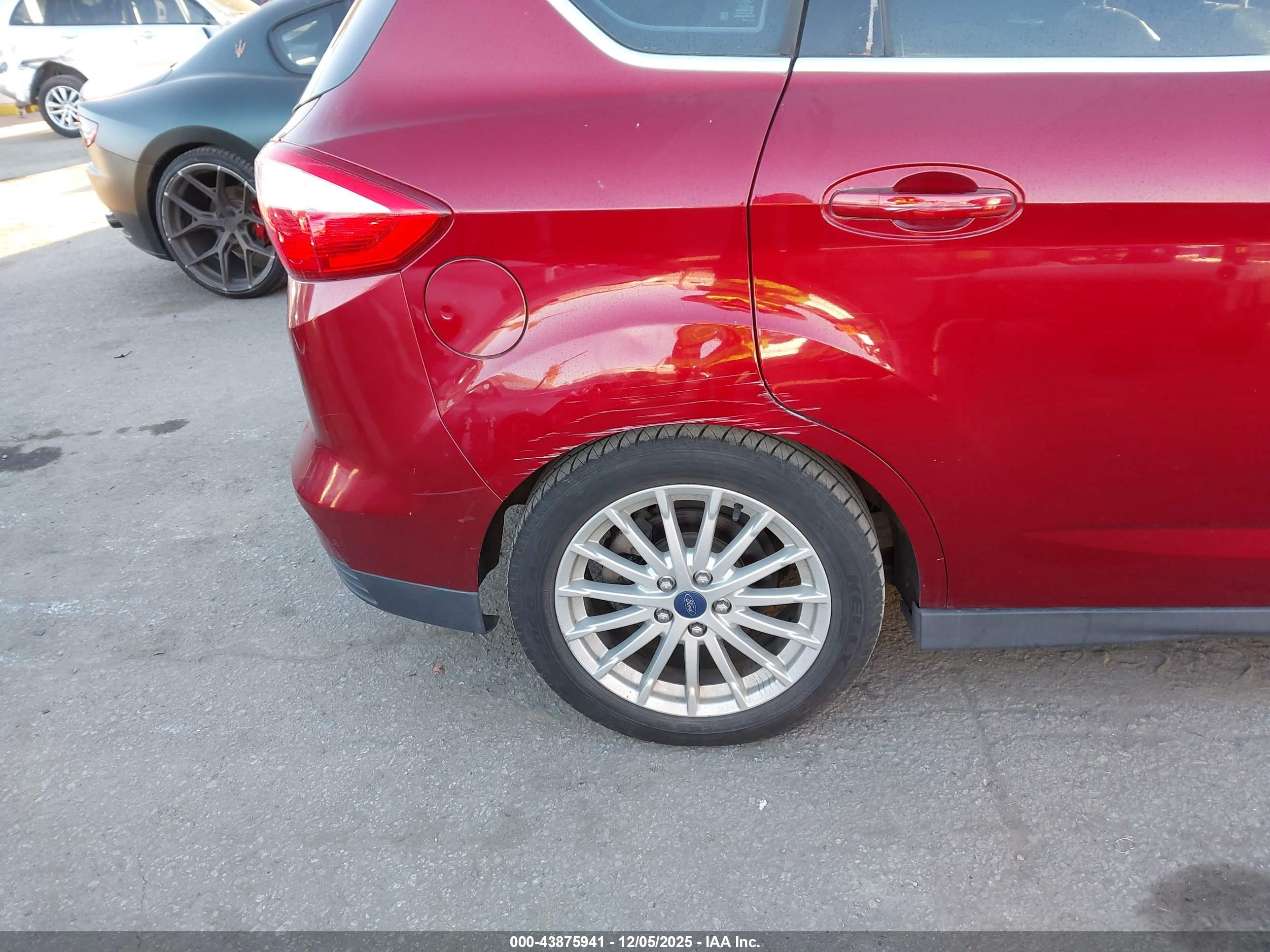FORD C-MAX image 6