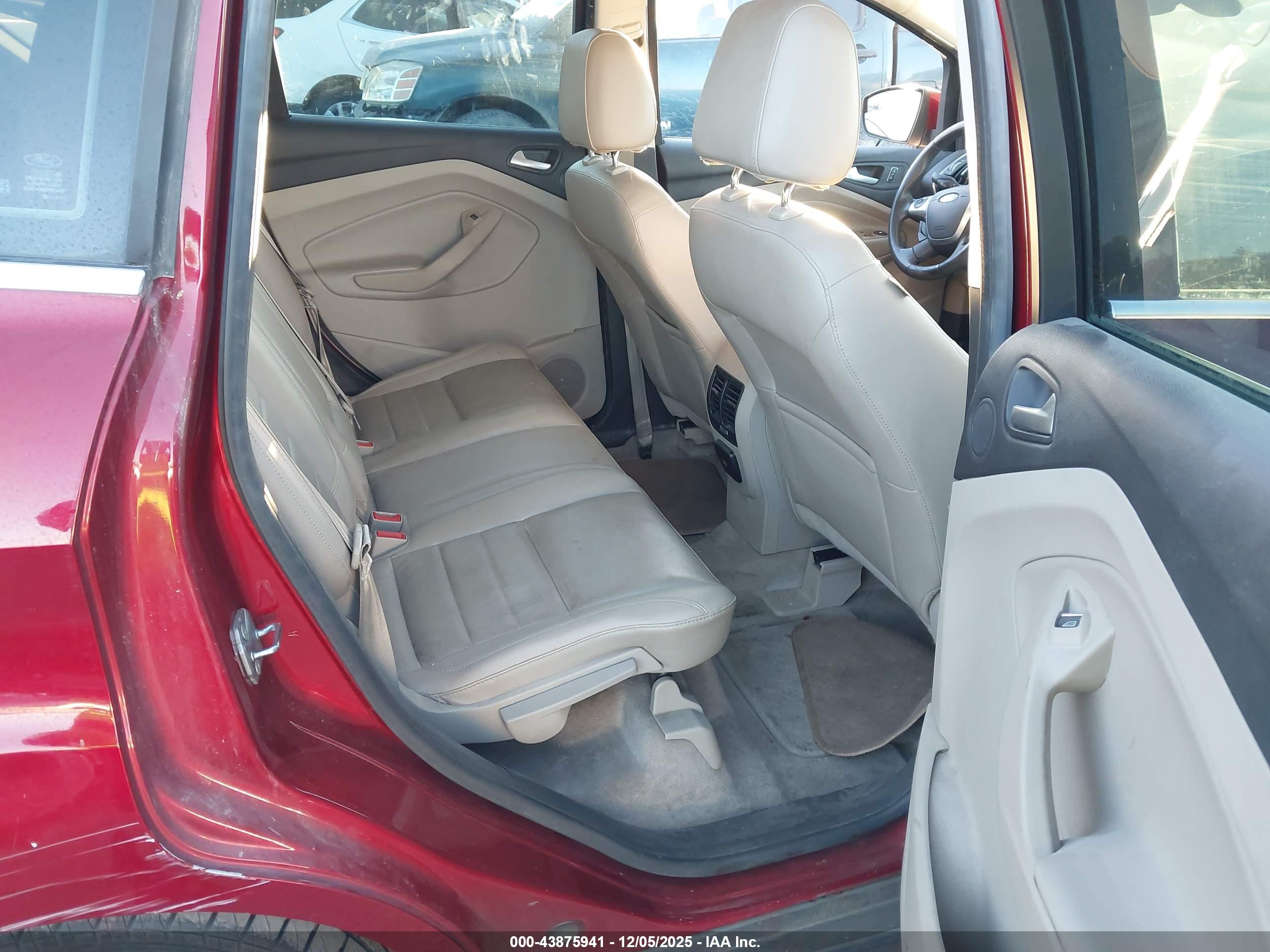 FORD C-MAX image 8