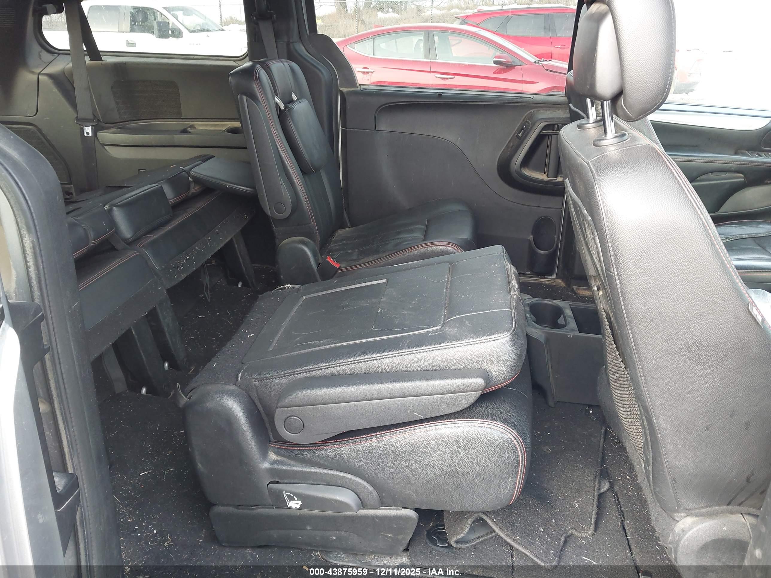 DODGE GRAND image 8