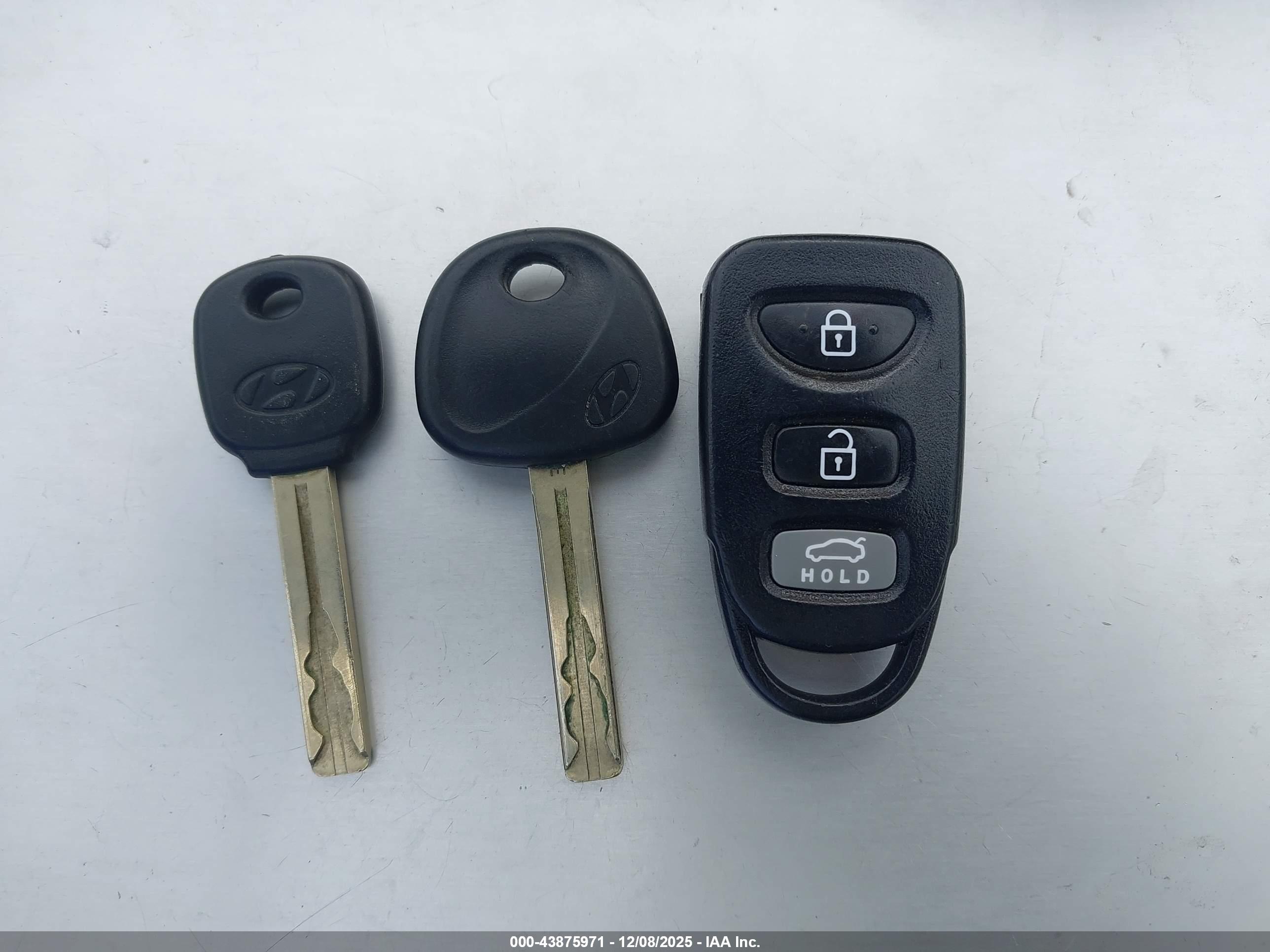 HYUNDAI SONATA image 11