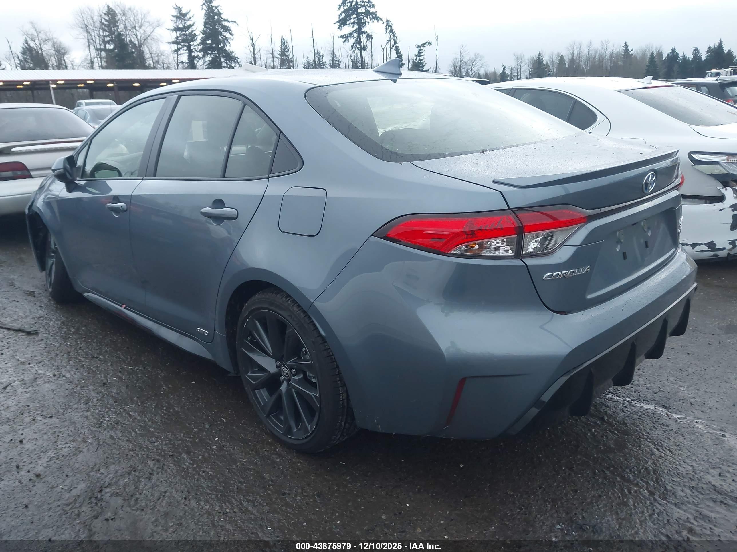 TOYOTA COROLLA image 3