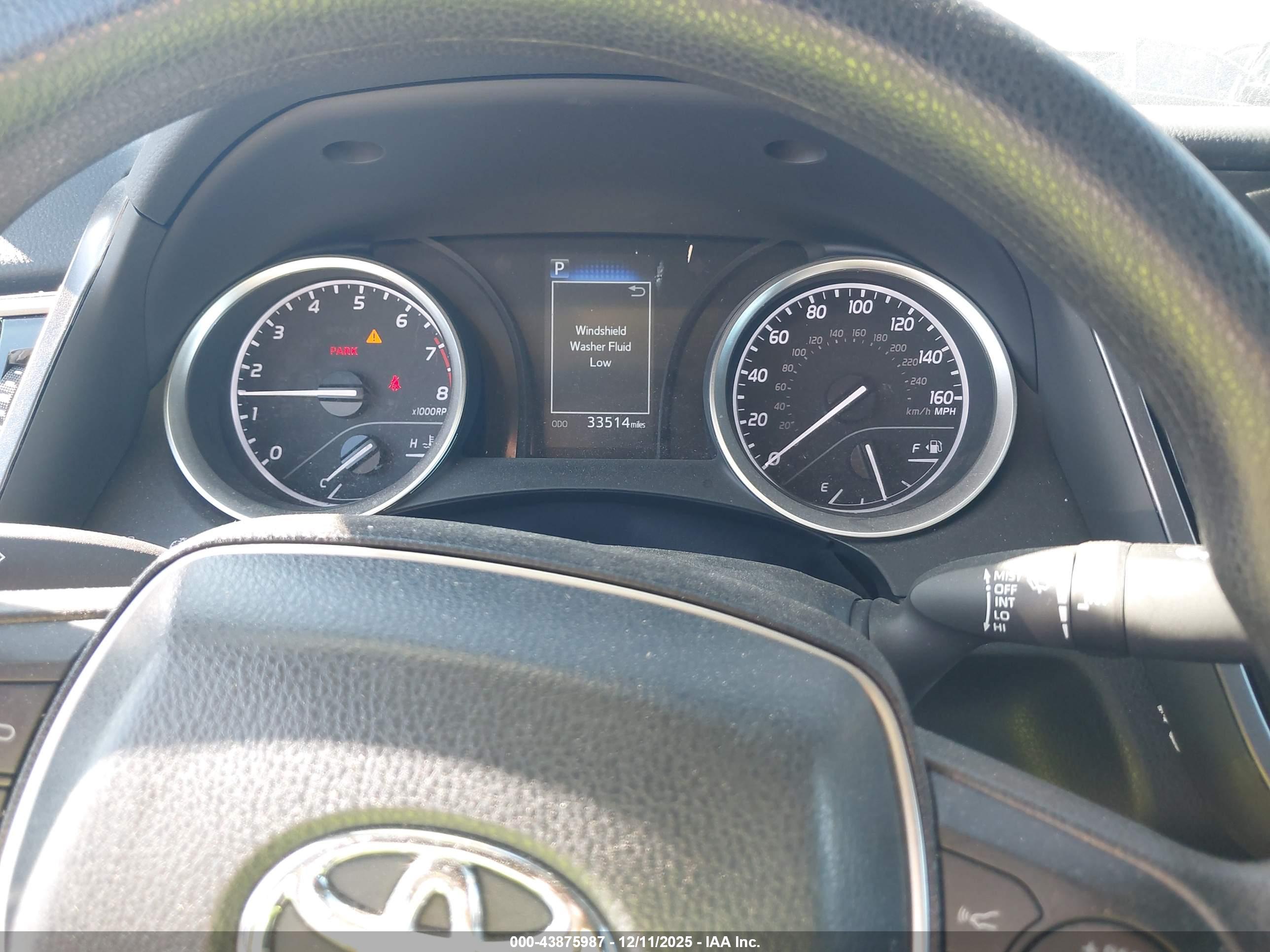 TOYOTA CAMRY image 7