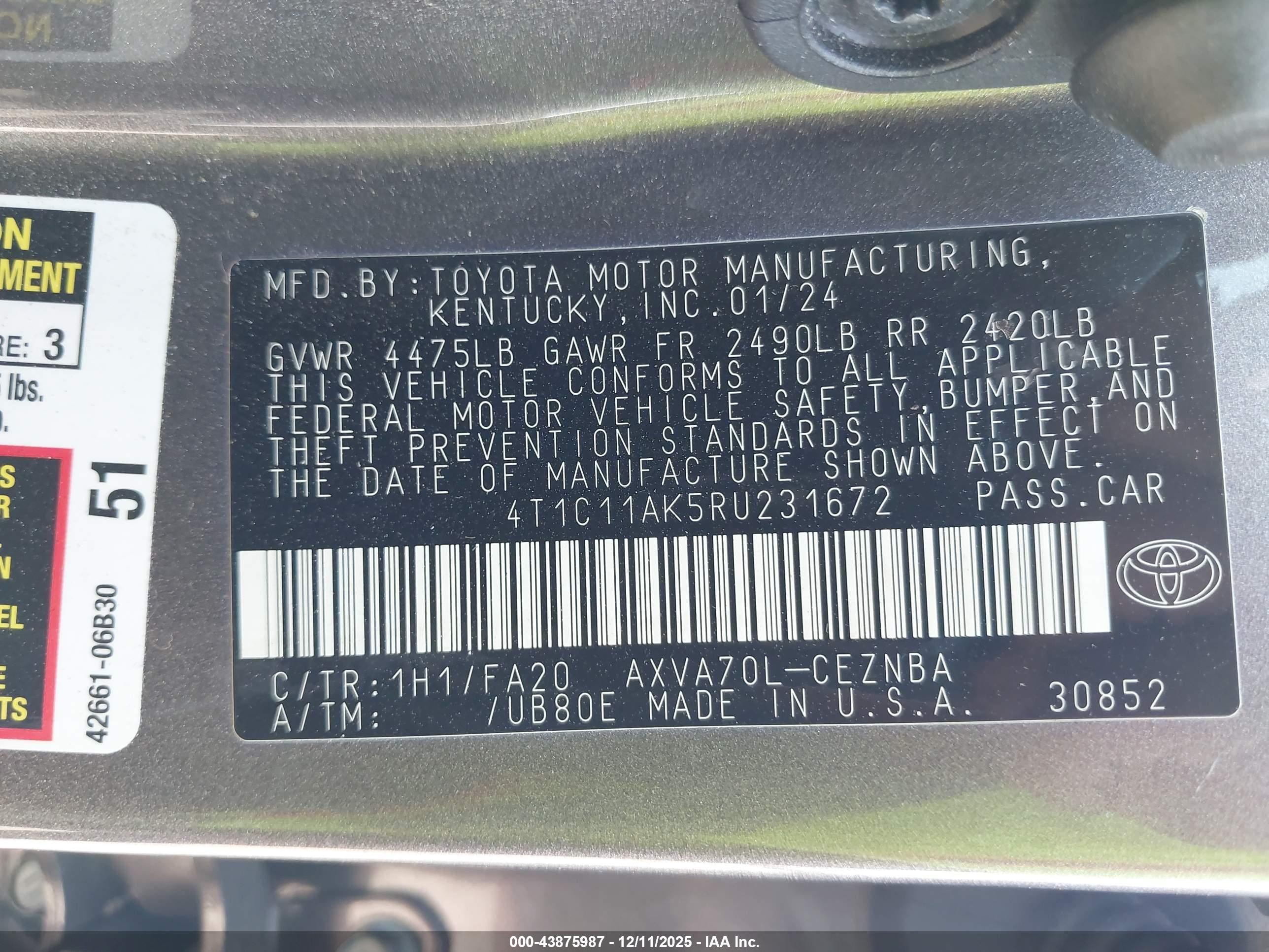 TOYOTA CAMRY image 9