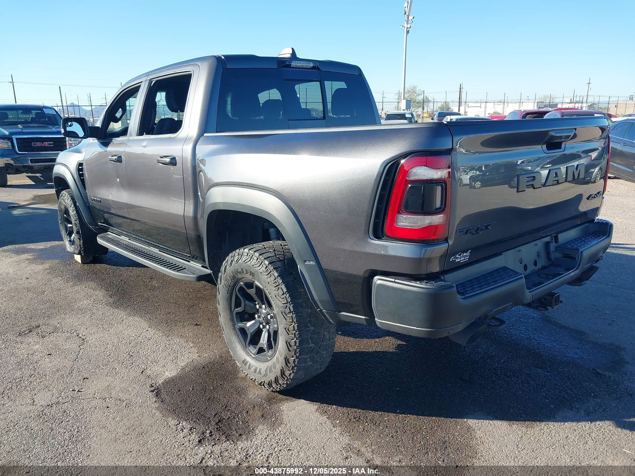RAM 1500 image 3