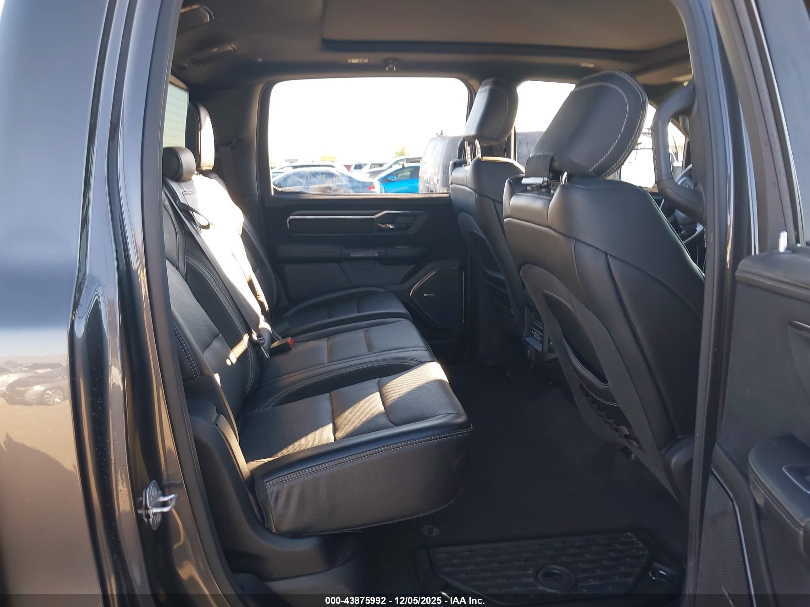 RAM 1500 image 8