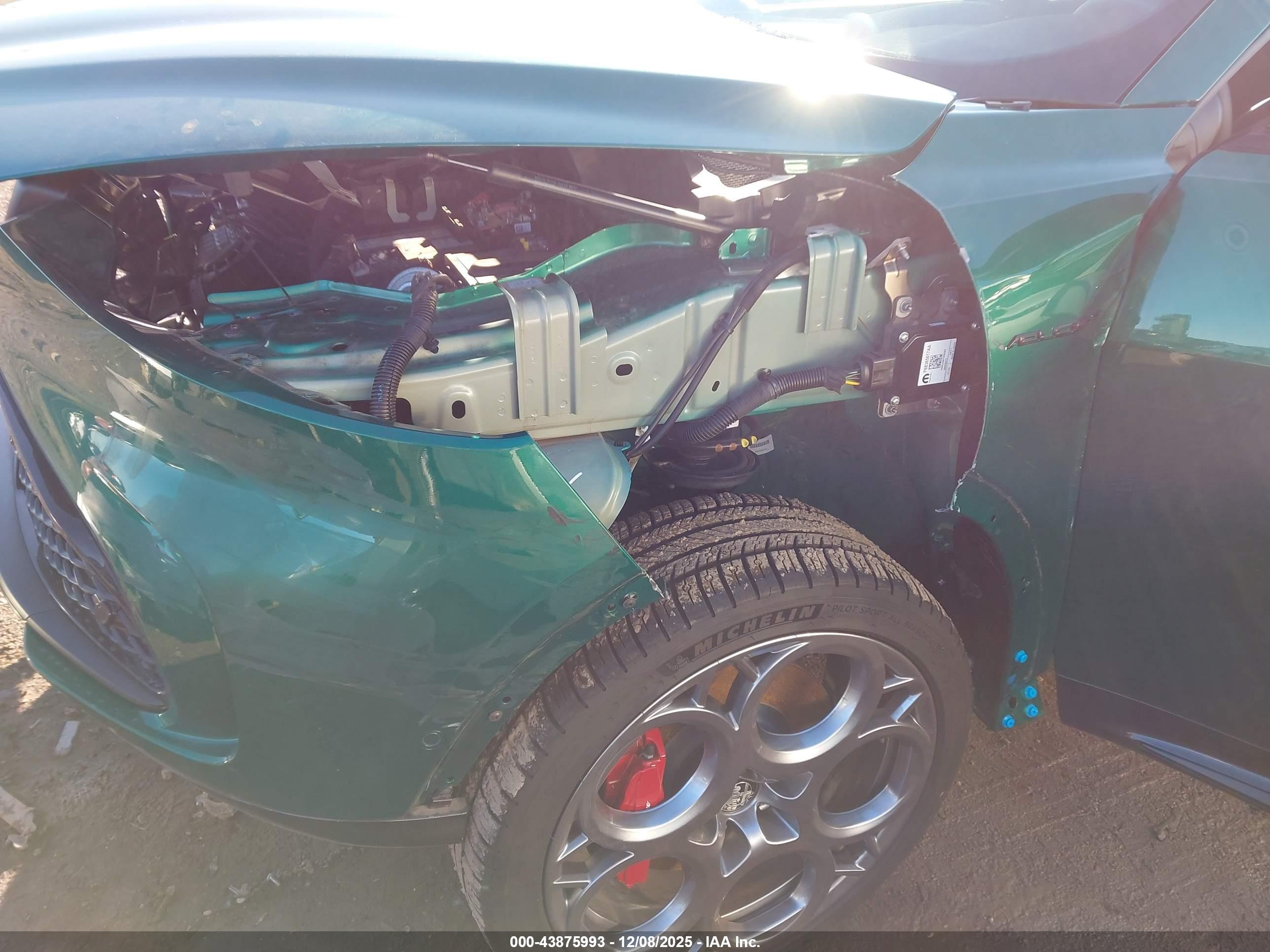 ALFA ROMEO image 6