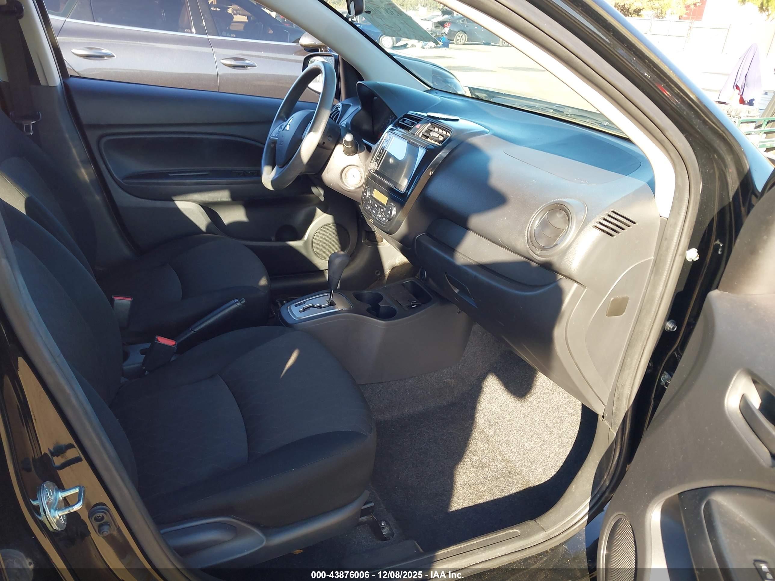 MITSUBISHI MIRAGE image 5