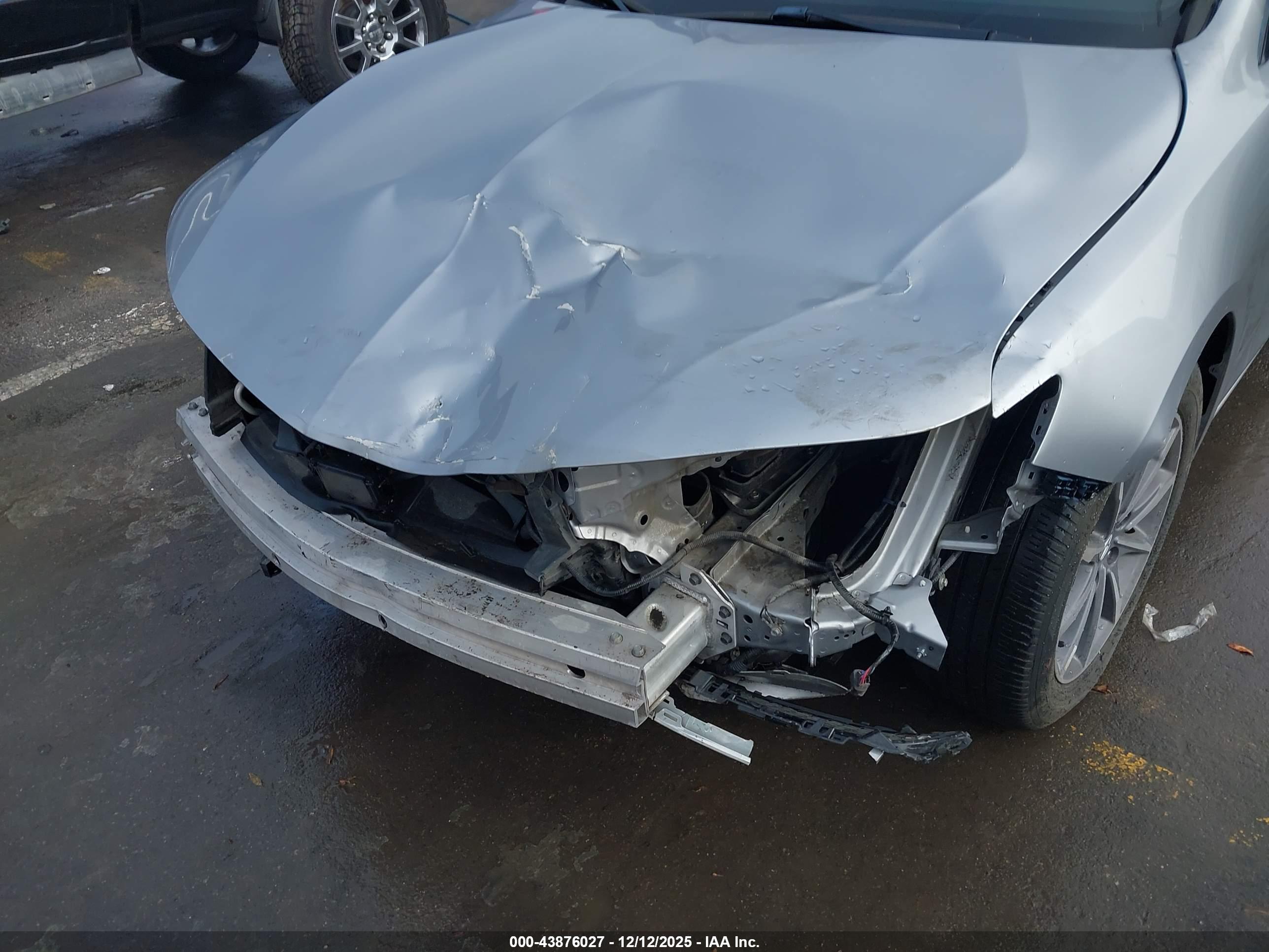 ACURA TLX image 6