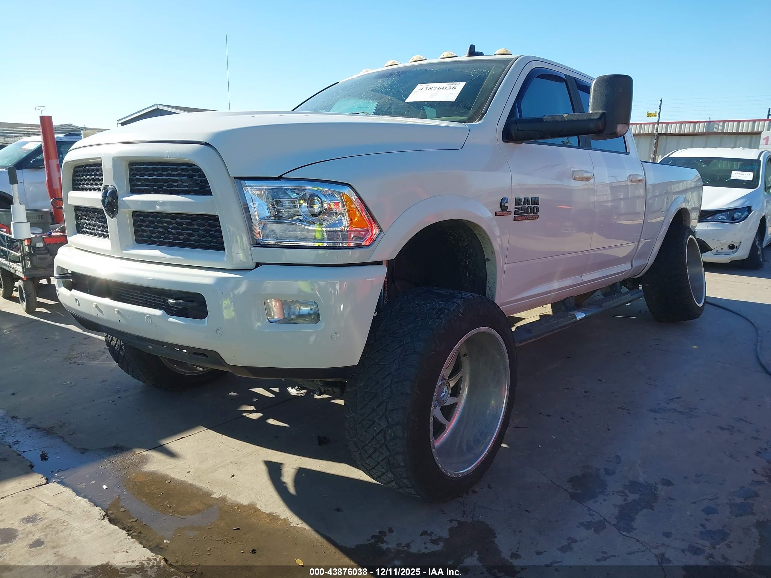 RAM 2500 image 2