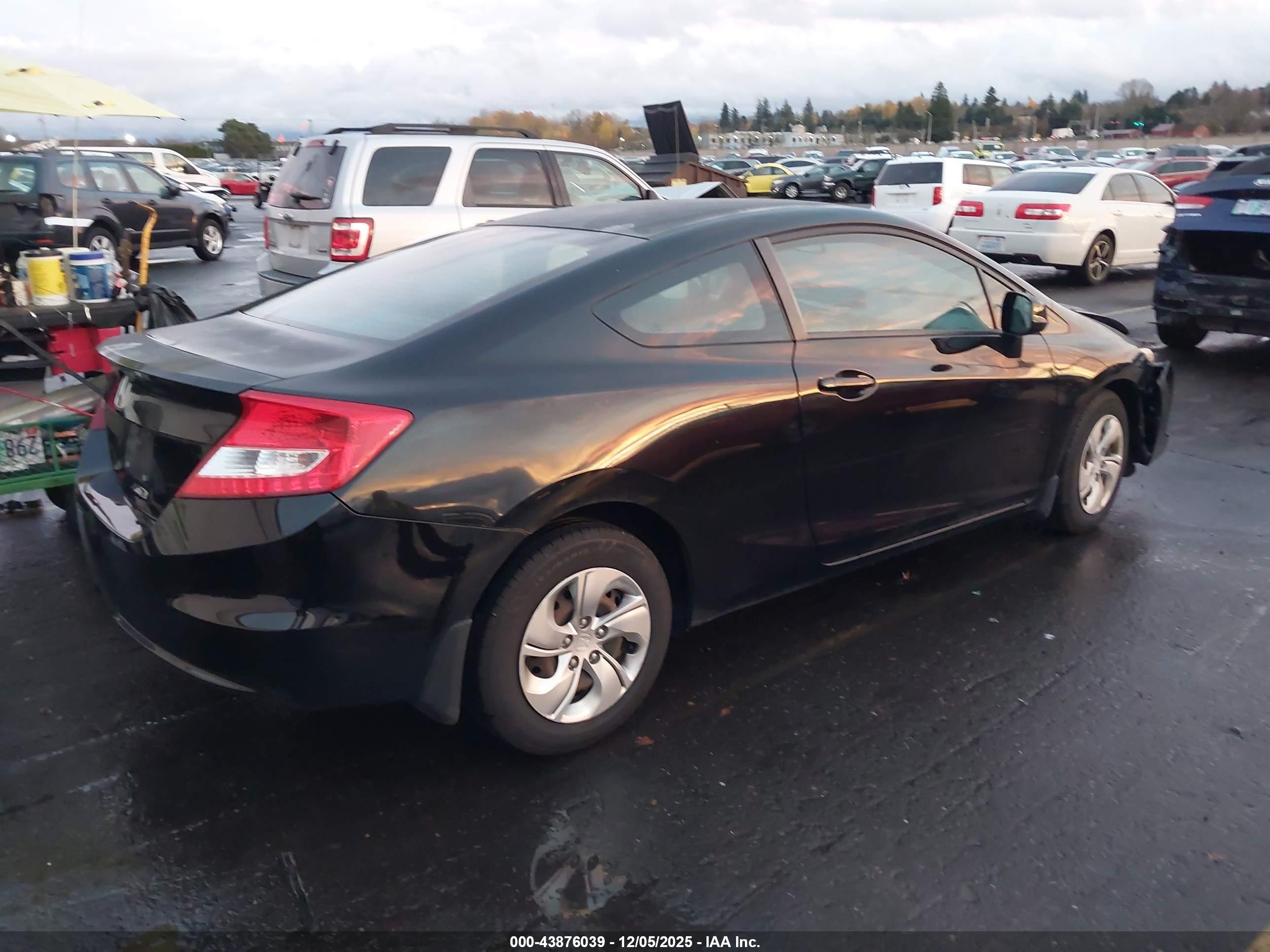 HONDA CIVIC image 4