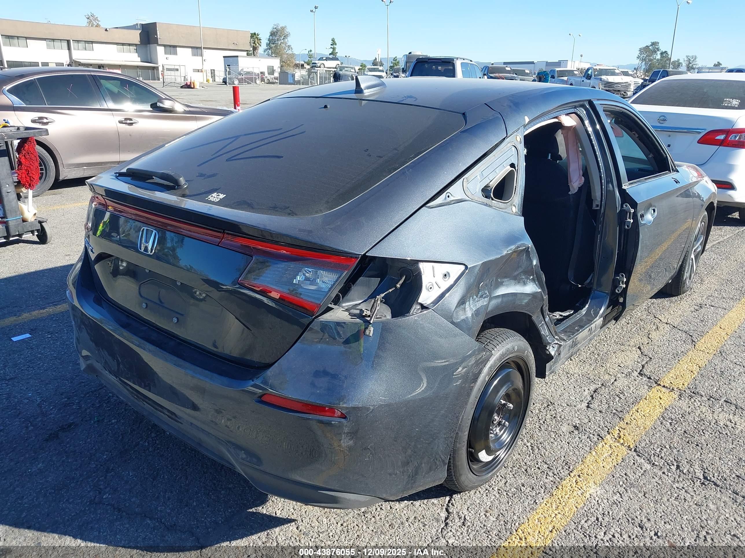 HONDA CIVIC image 4