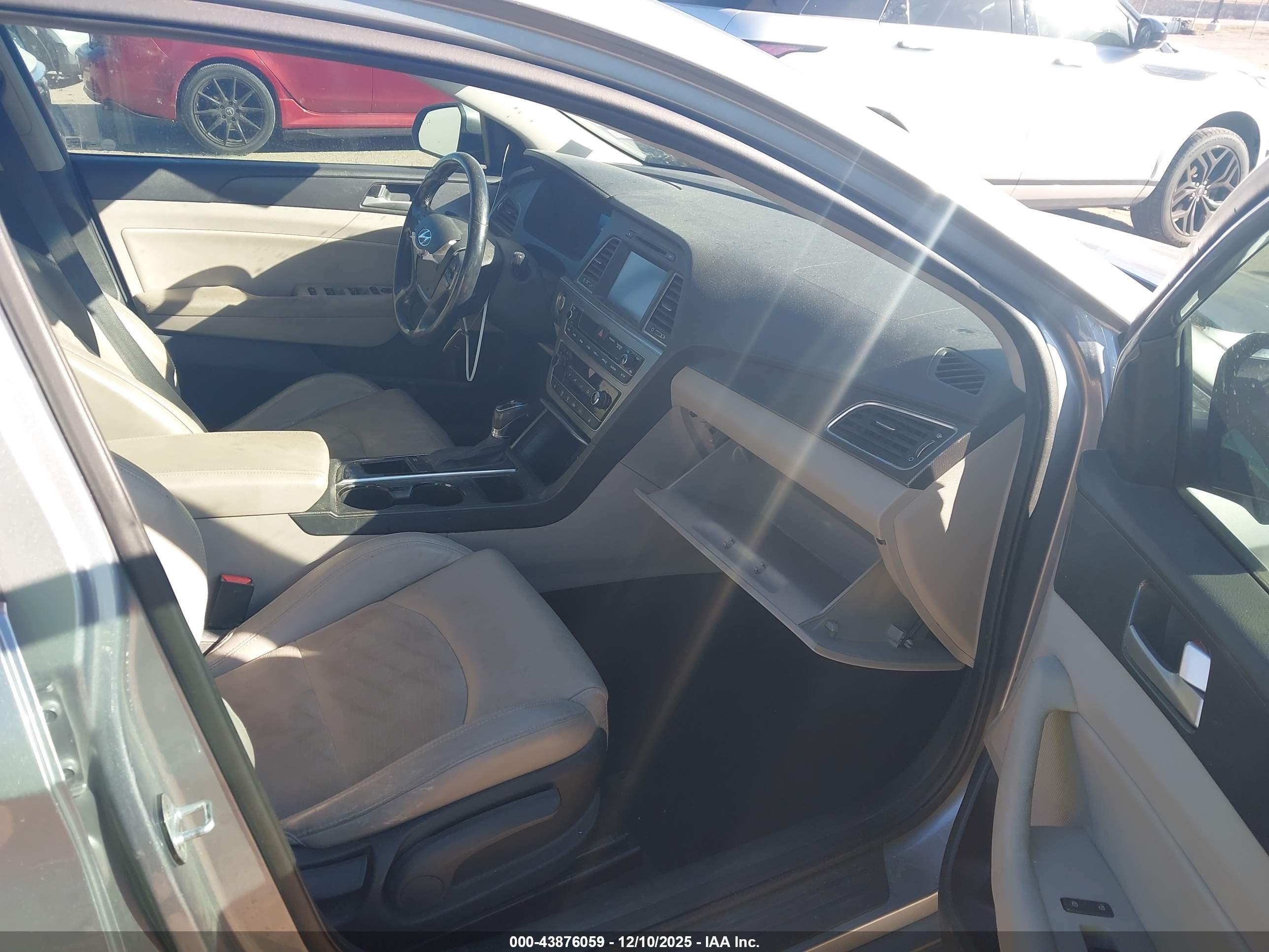 HYUNDAI SONATA image 5