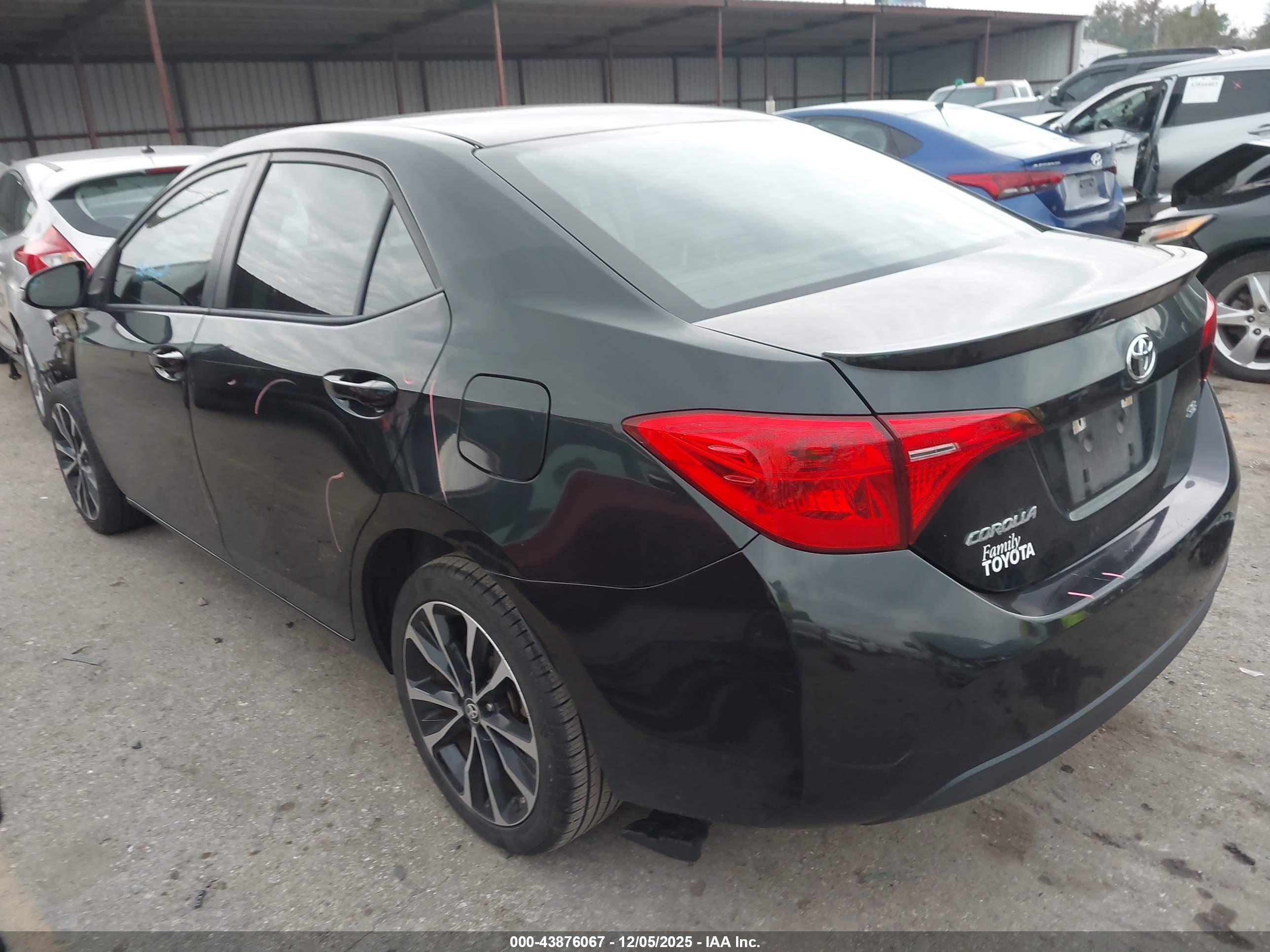 TOYOTA COROLLA image 3