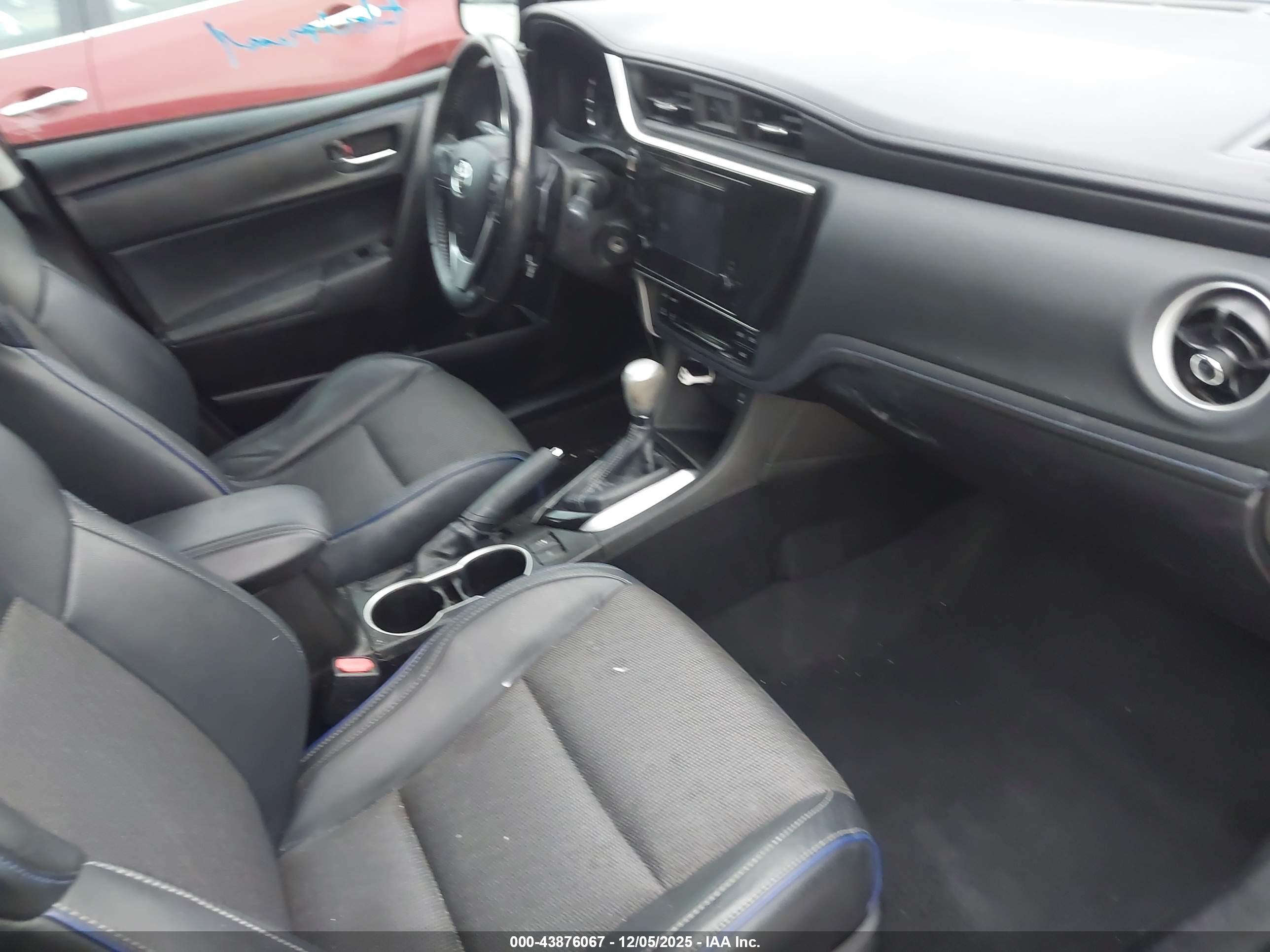 TOYOTA COROLLA image 5