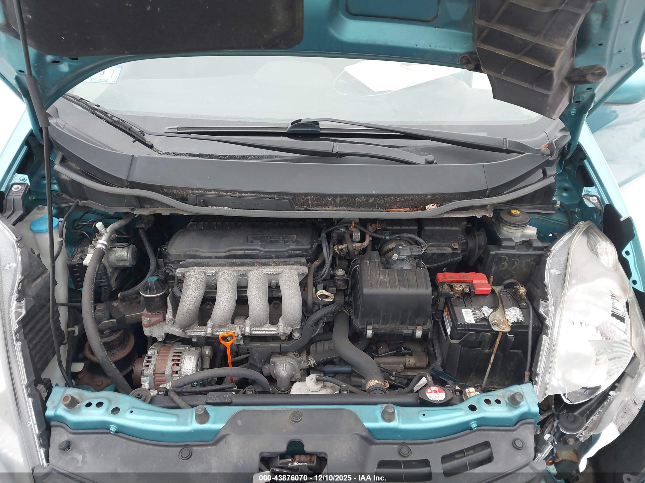 HONDA FIT image 10