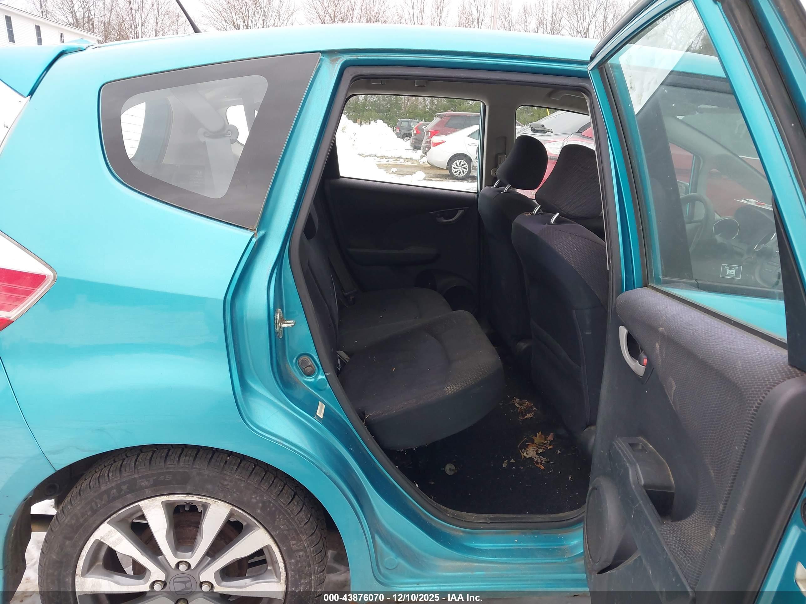 HONDA FIT image 8
