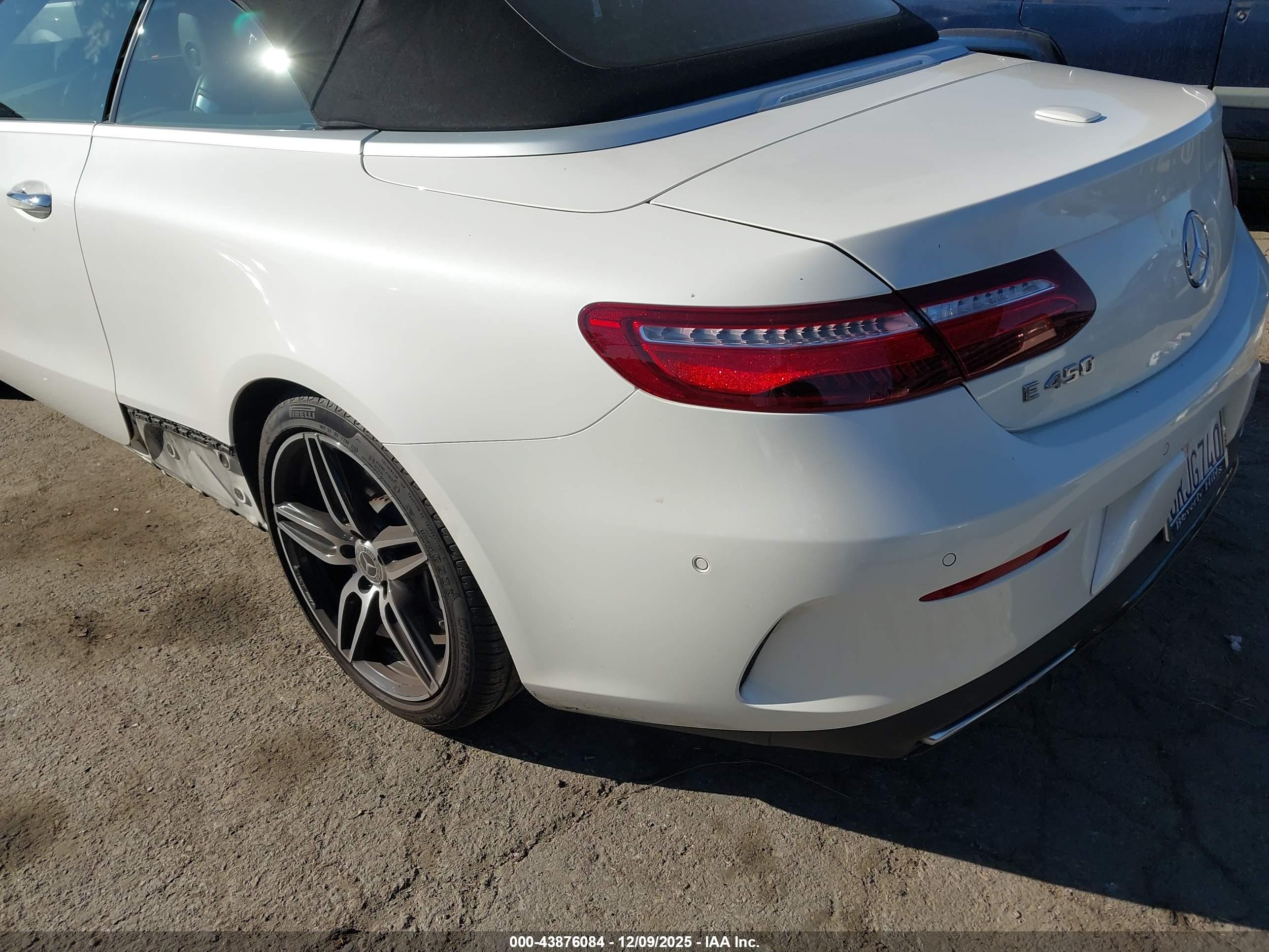 MERCEDES-BENZ E image 3